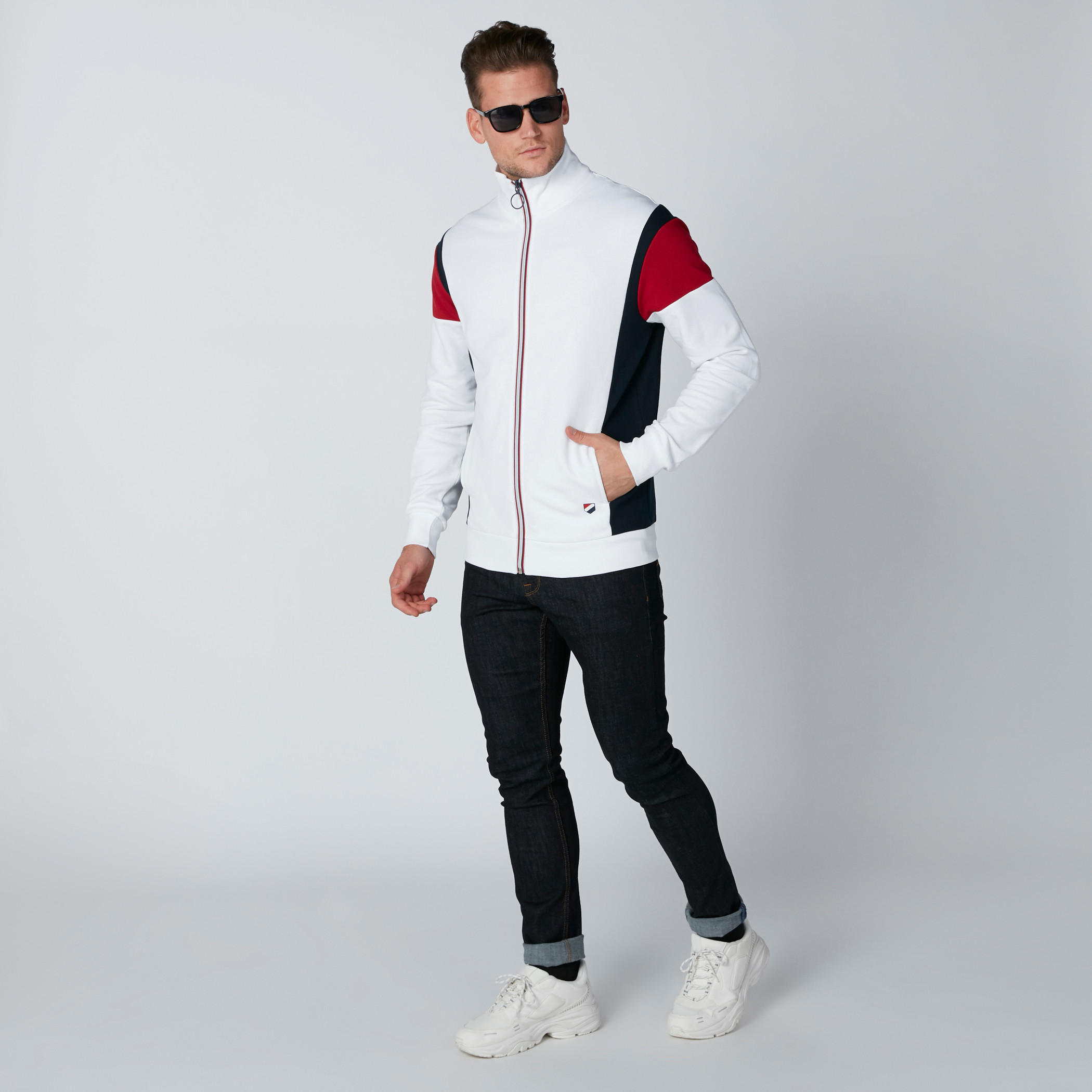 جاكيت بأكمام طويلة وياقة عالية وجيوب-men-clothing-jacketsandblazers-jackets-image-3