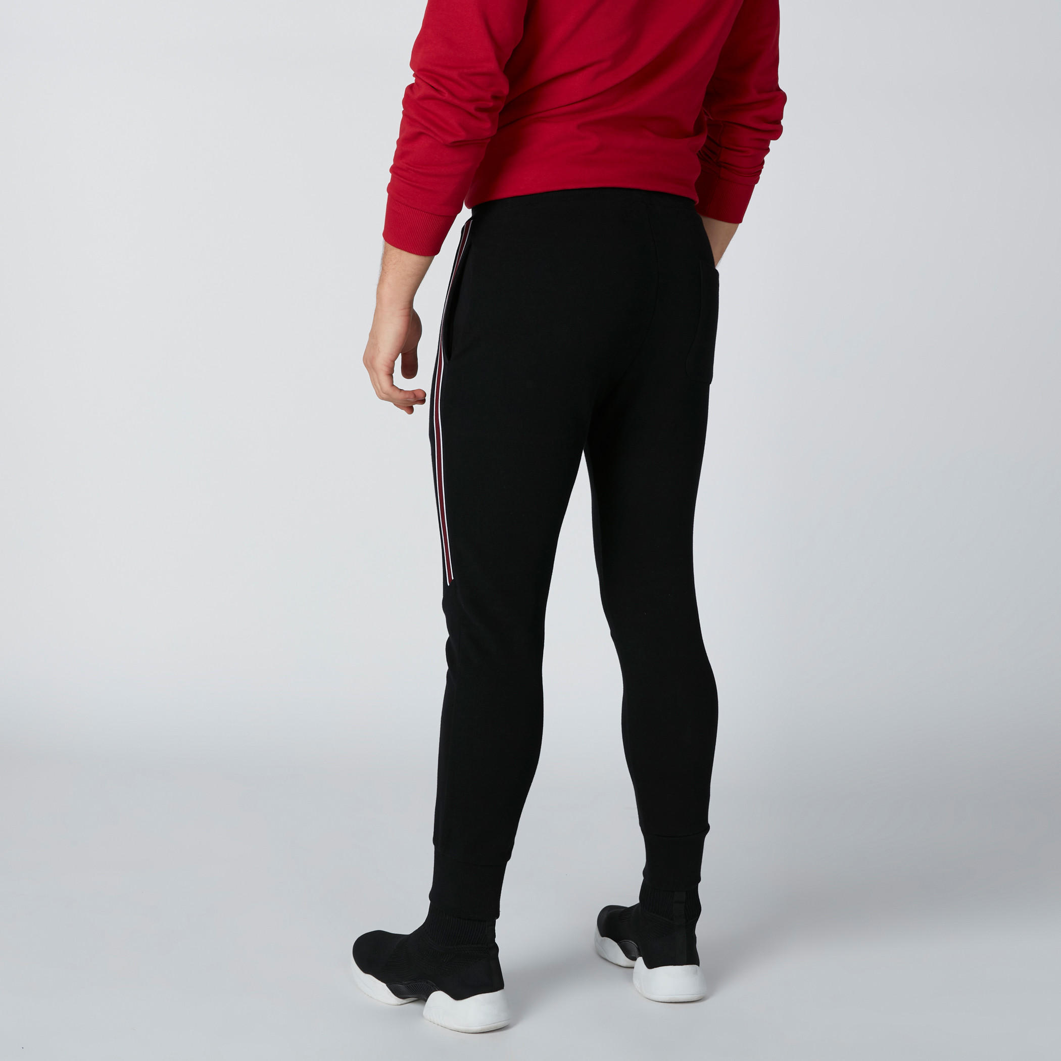 بنطال رياضي سليم فيت برباط وشريطة-men-clothing-bottoms-joggers-image-2
