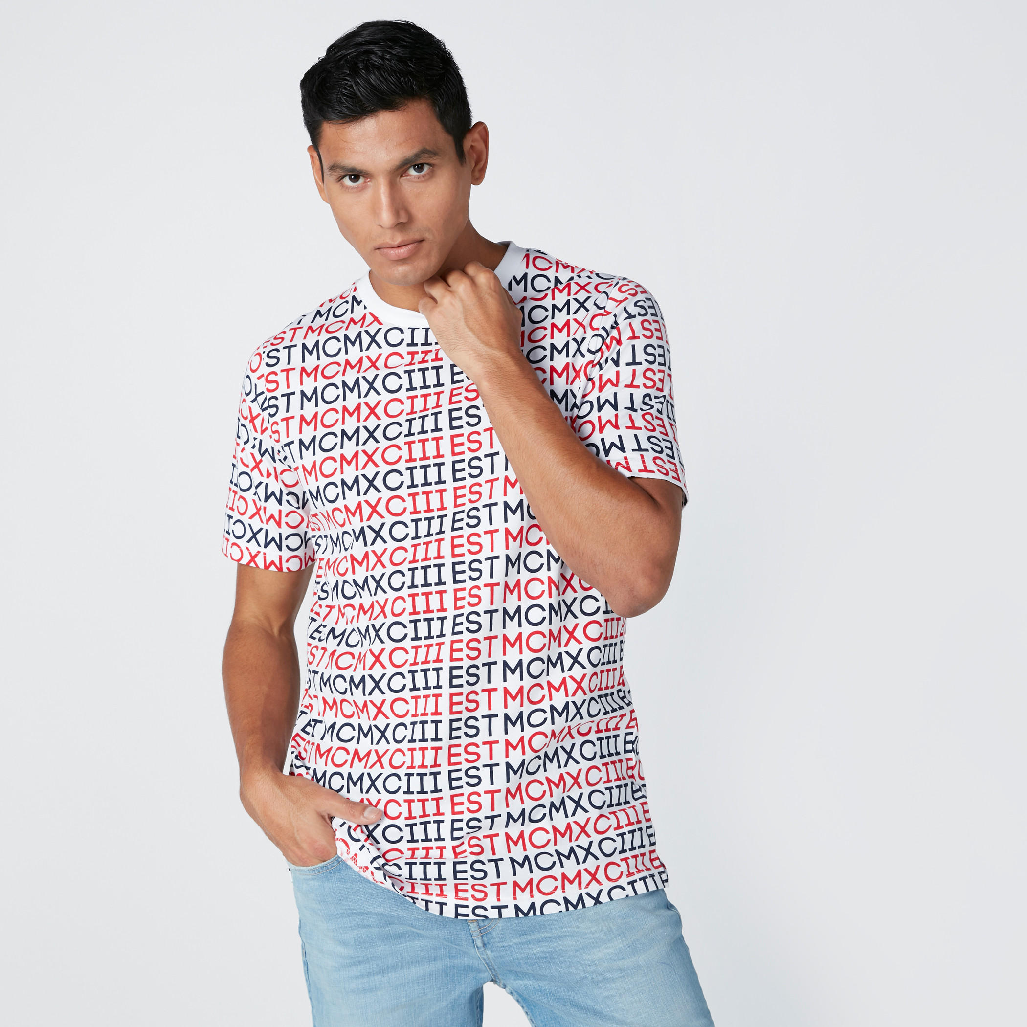 تيشيرت بياقة مستديرة وأكمام قصيرة وطبعات-men-clothing-tshirtsandpolos-tshirts-image-1