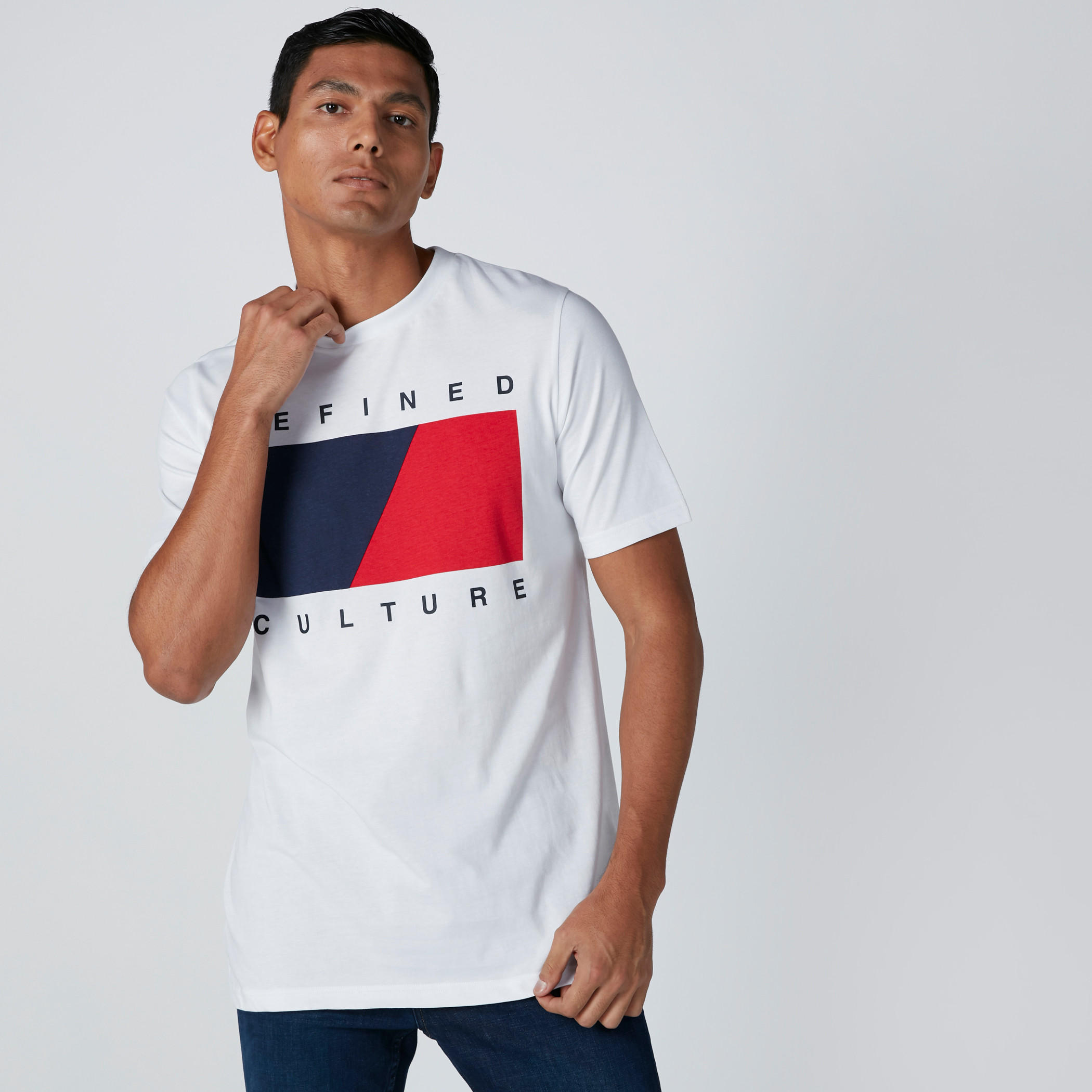 تيشيرت بياقة مستديرة وأكمام قصيرة وطبعات-men-clothing-tshirtsandpolos-tshirts-image-4