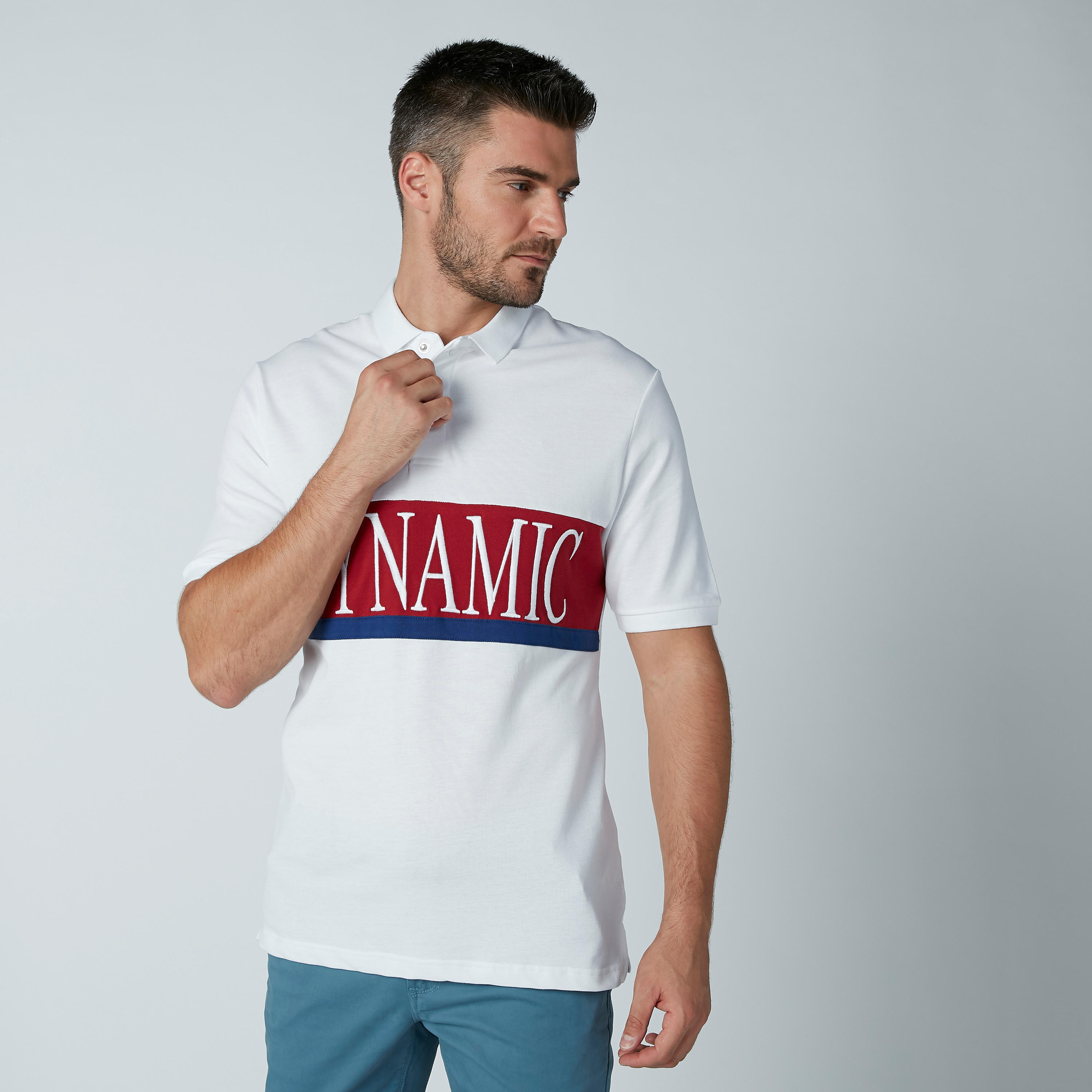 تيشيرت فضفاض مطرّز بياقة بولو وأكمام قصيرة-men-clothing-tshirtsandpolos-polos-image-1