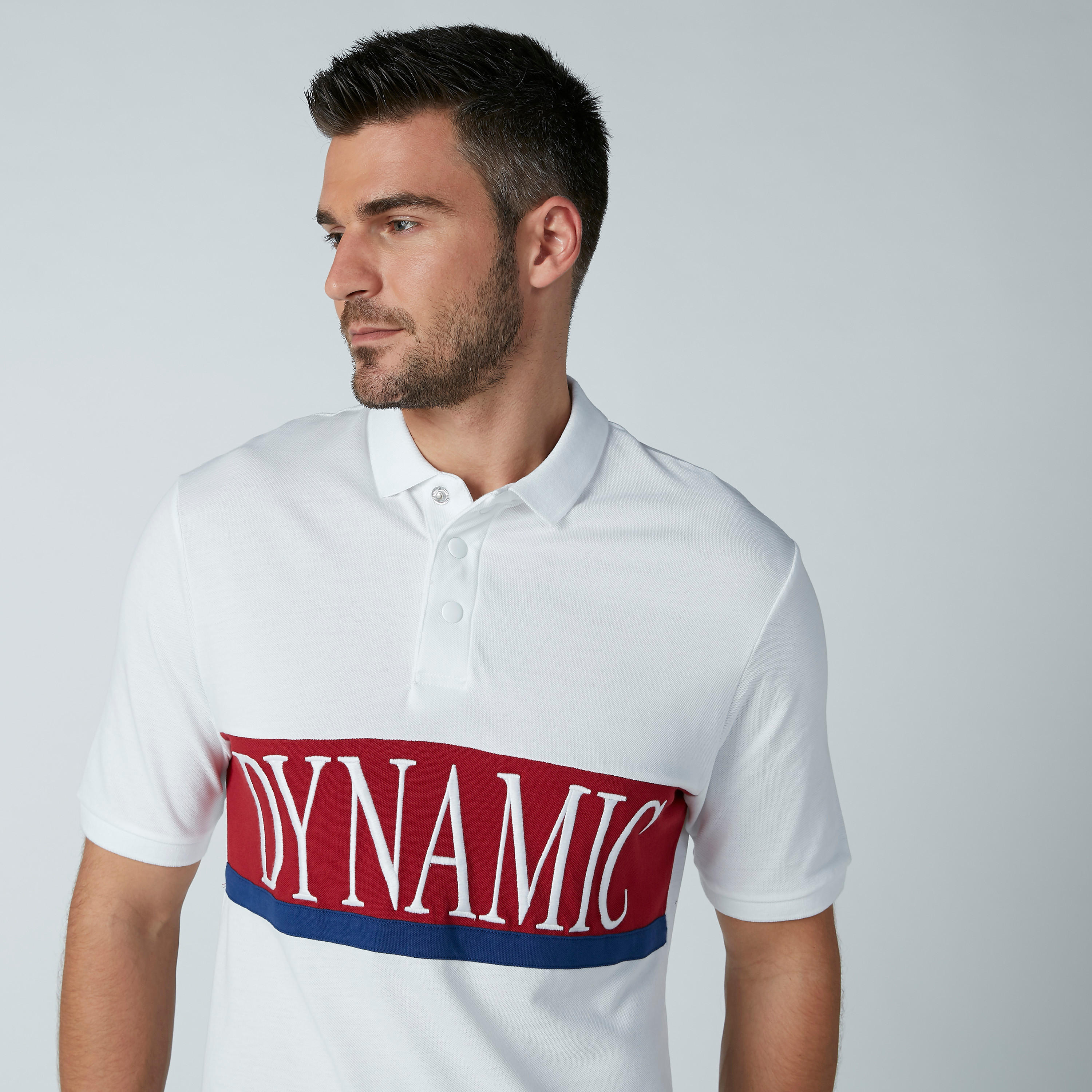 تيشيرت فضفاض مطرّز بياقة بولو وأكمام قصيرة-men-clothing-tshirtsandpolos-polos-image-3