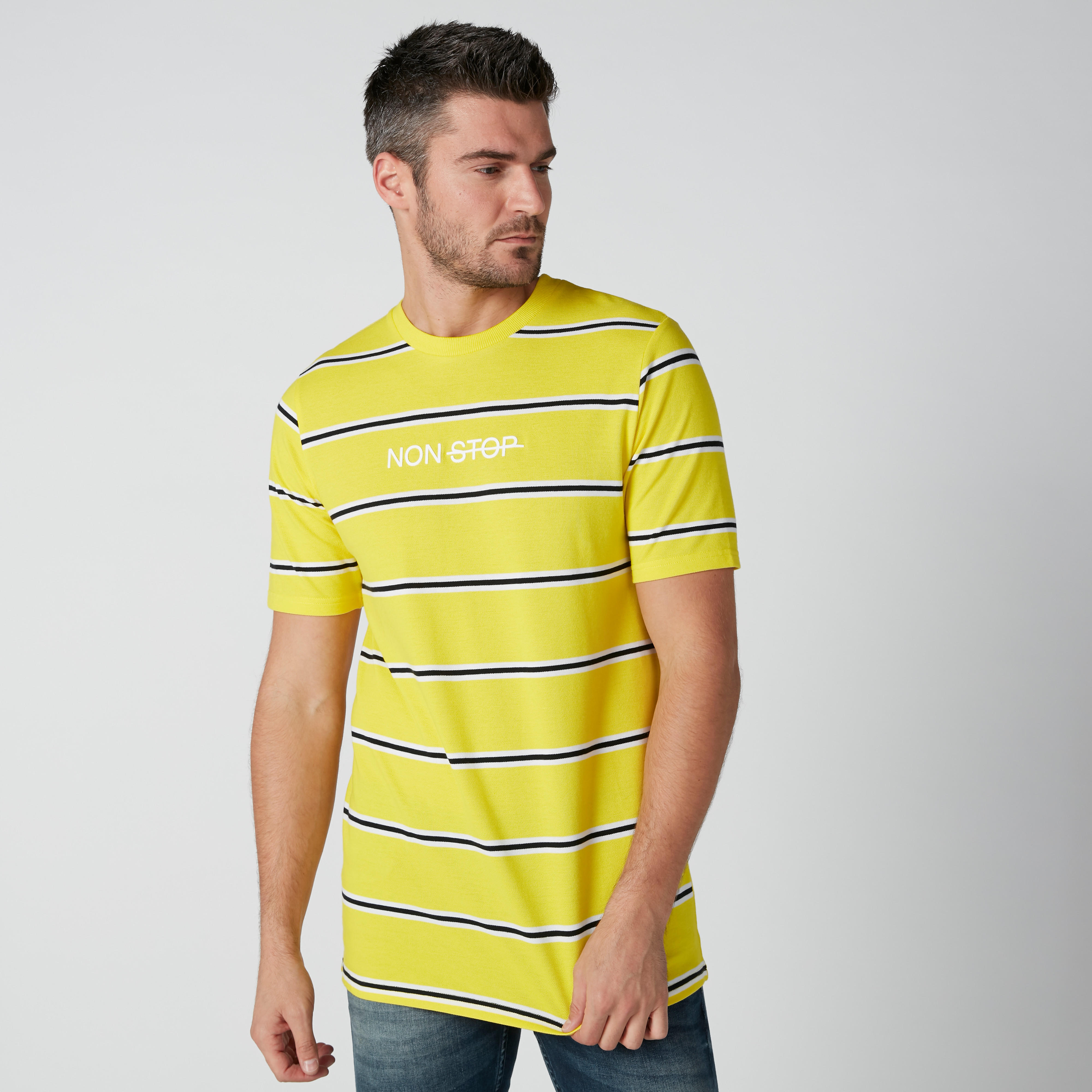 تيشيرت مقلّم بياقة مستديرة وأكمام قصيرة-men-clothing-tshirtsandpolos-tshirts-image-2