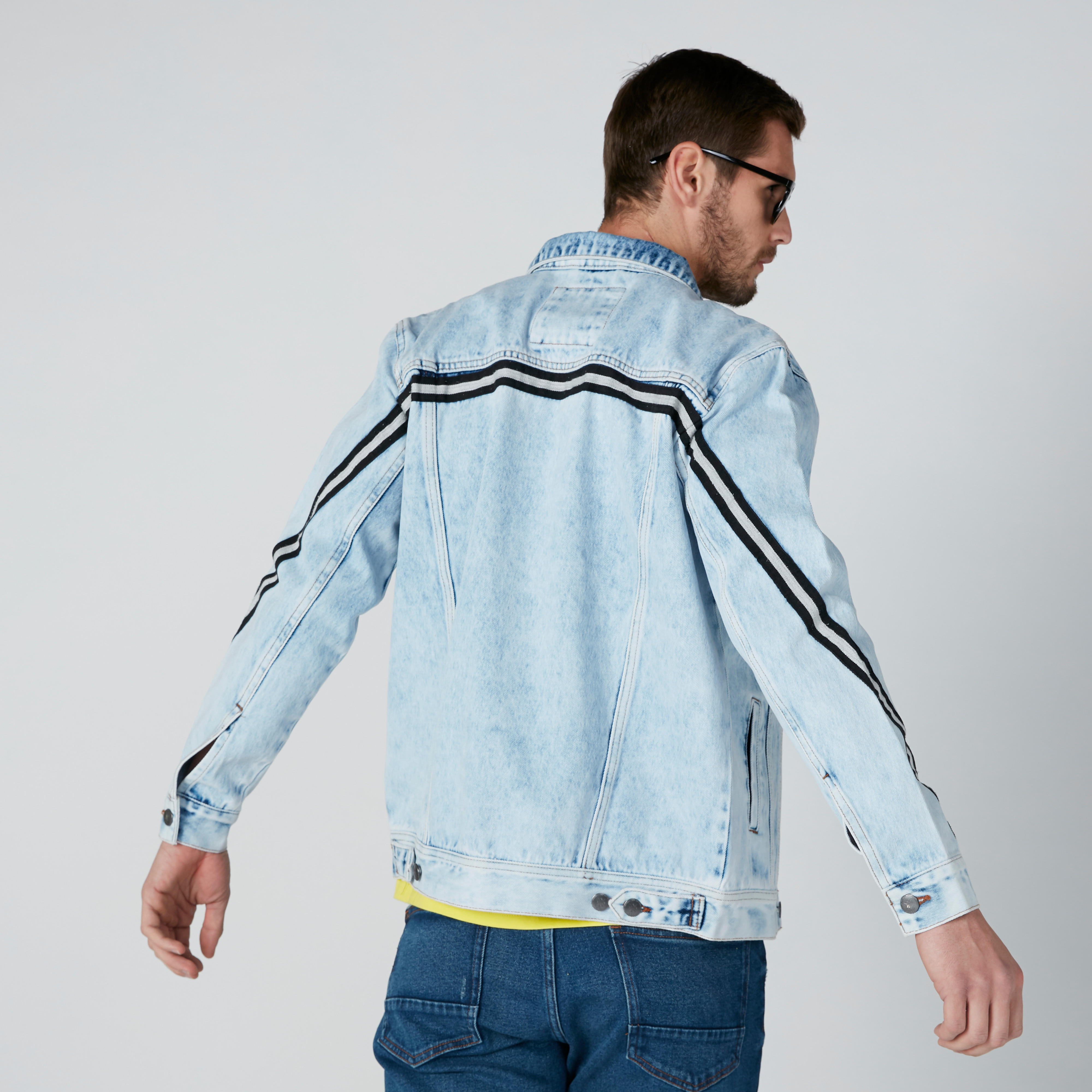 جاكيت دينم بأكمام طويلة وجيوب-men-clothing-jacketsandblazers-jackets-image-1