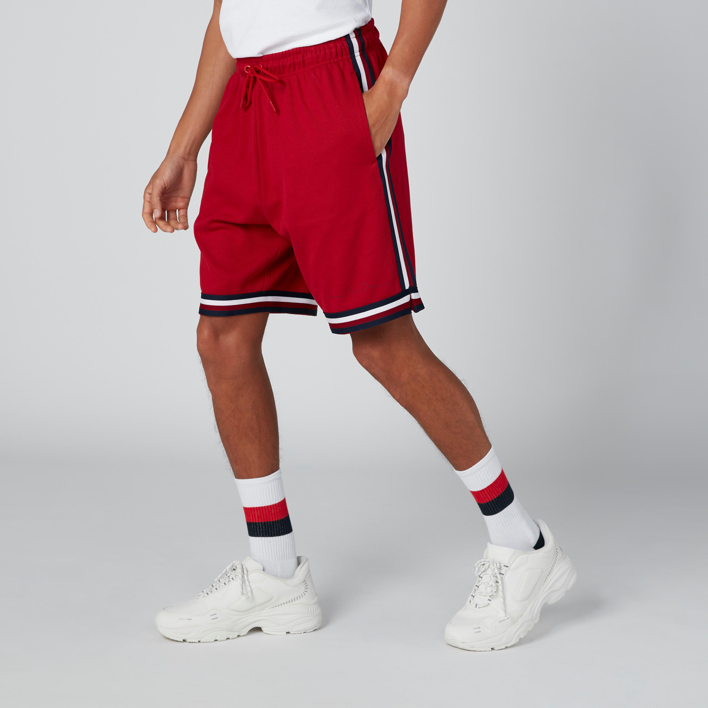 شورت بخصر متوسط الارتفاع ورباط وجيوب وشريطة-men-clothing-bottoms-shorts-image-3