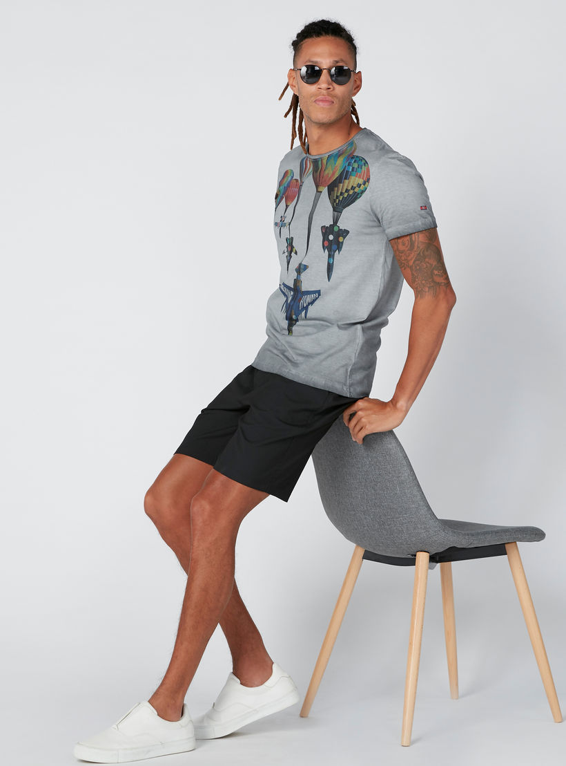 شورت بقصّة عادية ورباط وخصر متوسط الارتفاع وجيوب-men-clothing-bottoms-shorts-image-3