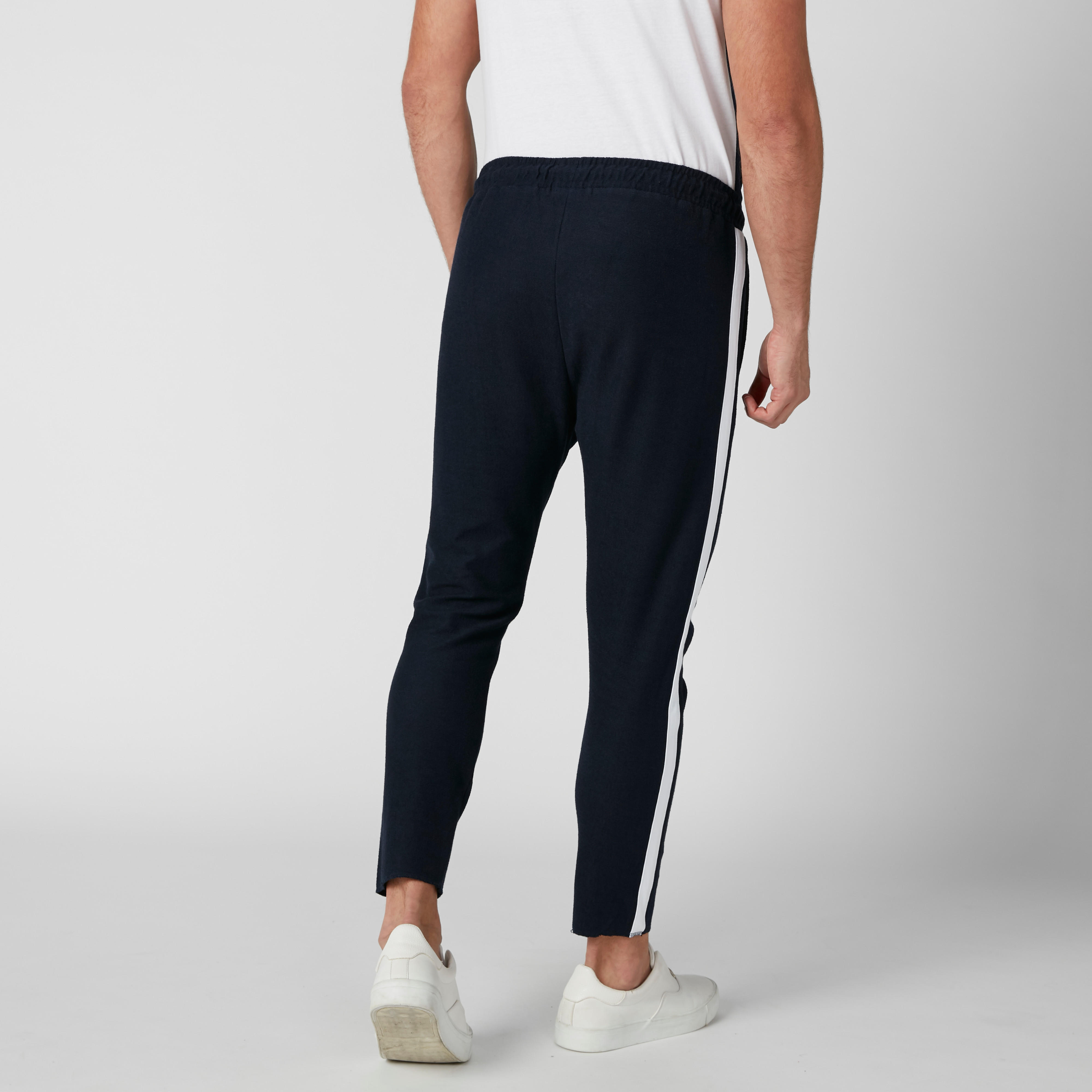 بنطال طويل برباط وشريطة-men-clothing-bottoms-trousersandchinos-trousers-image-2