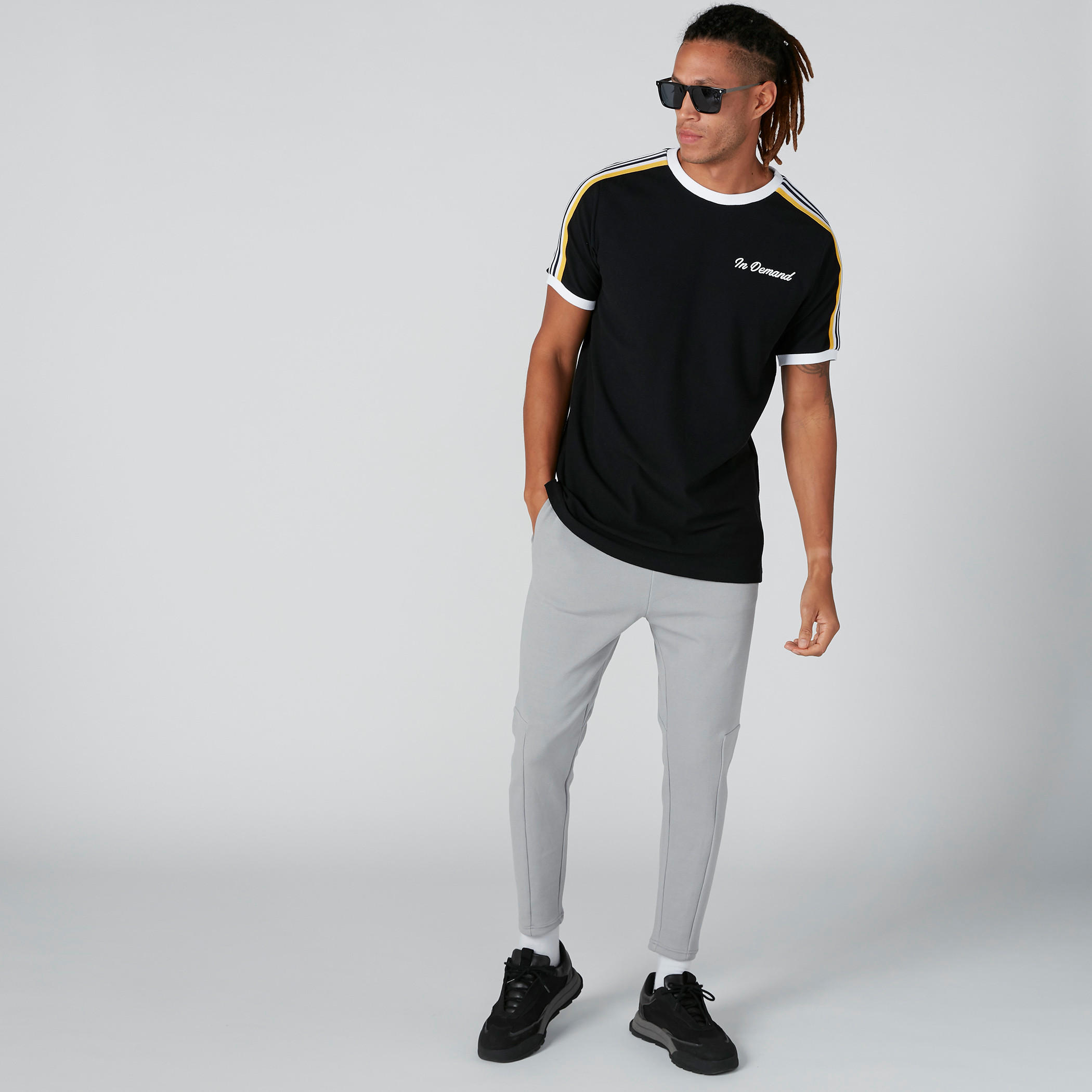 بنطال سادة بخصر متوسط الارتفاع وجيوب ورباط-men-clothing-bottoms-trousersandchinos-trousers-image-4
