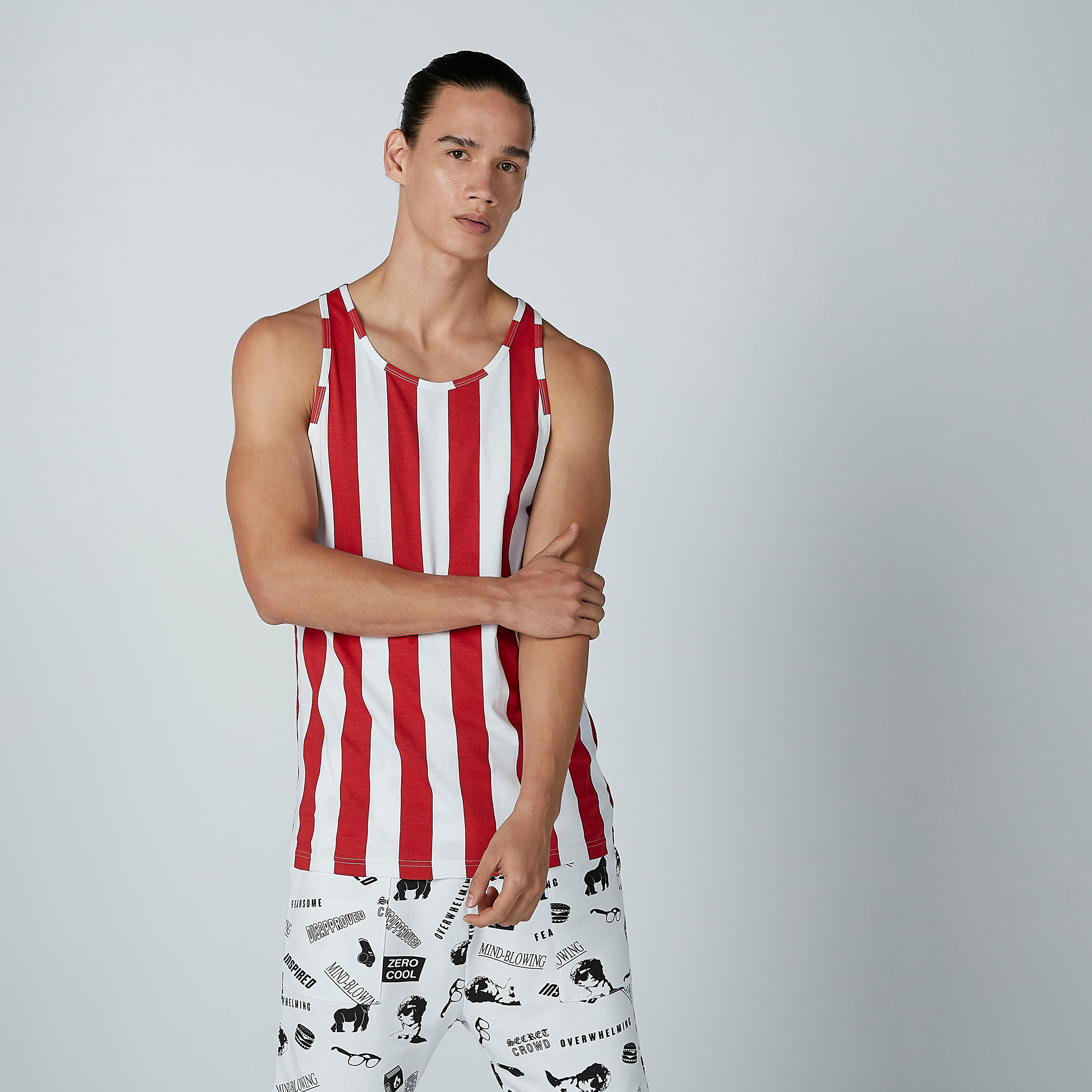 تيشيرت مقلّم دون أكمام بياقة مستديرة-men-clothing-tshirtsandpolos-tshirts-image-3