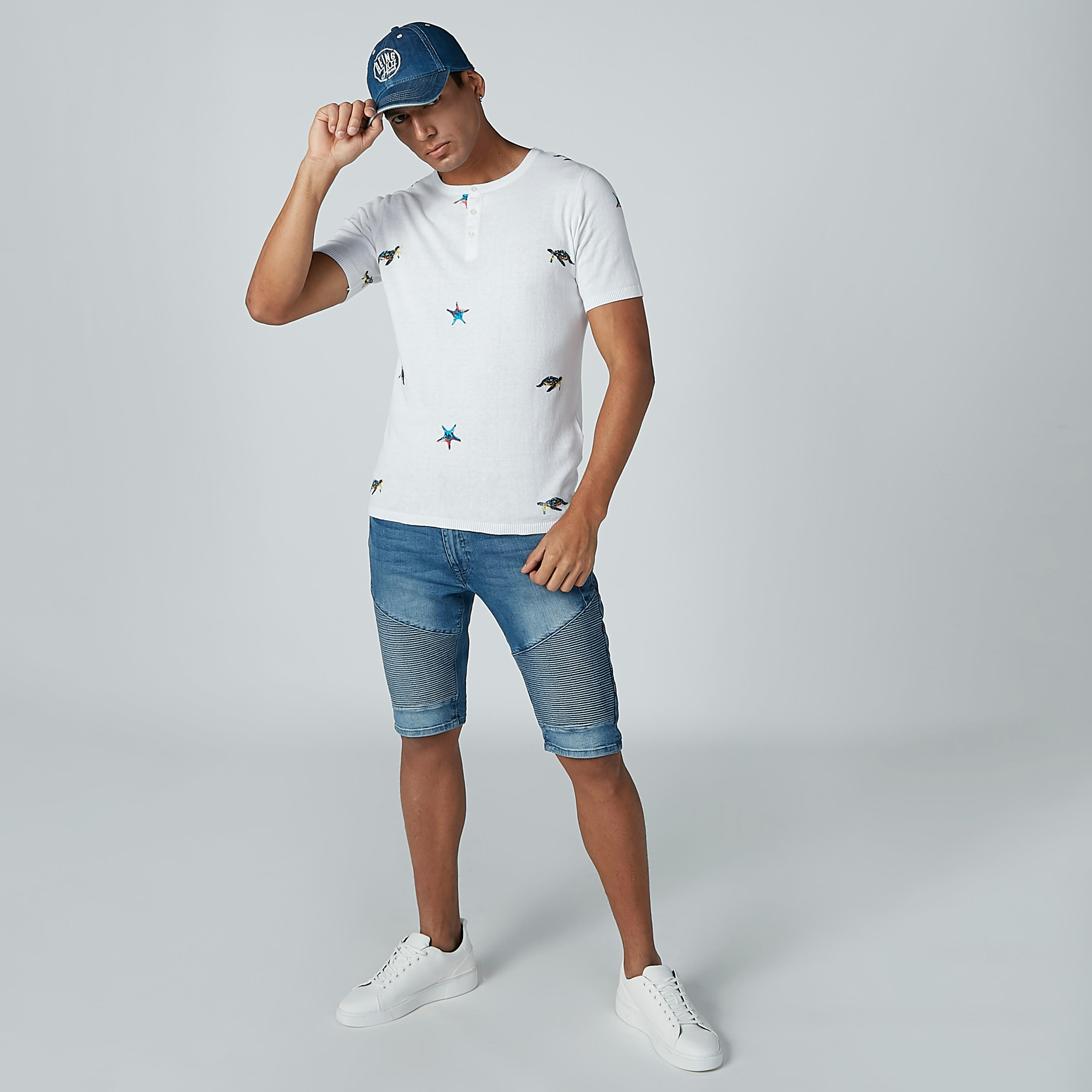 شورت دينم بجيوب-men-clothing-bottoms-shorts-image-2