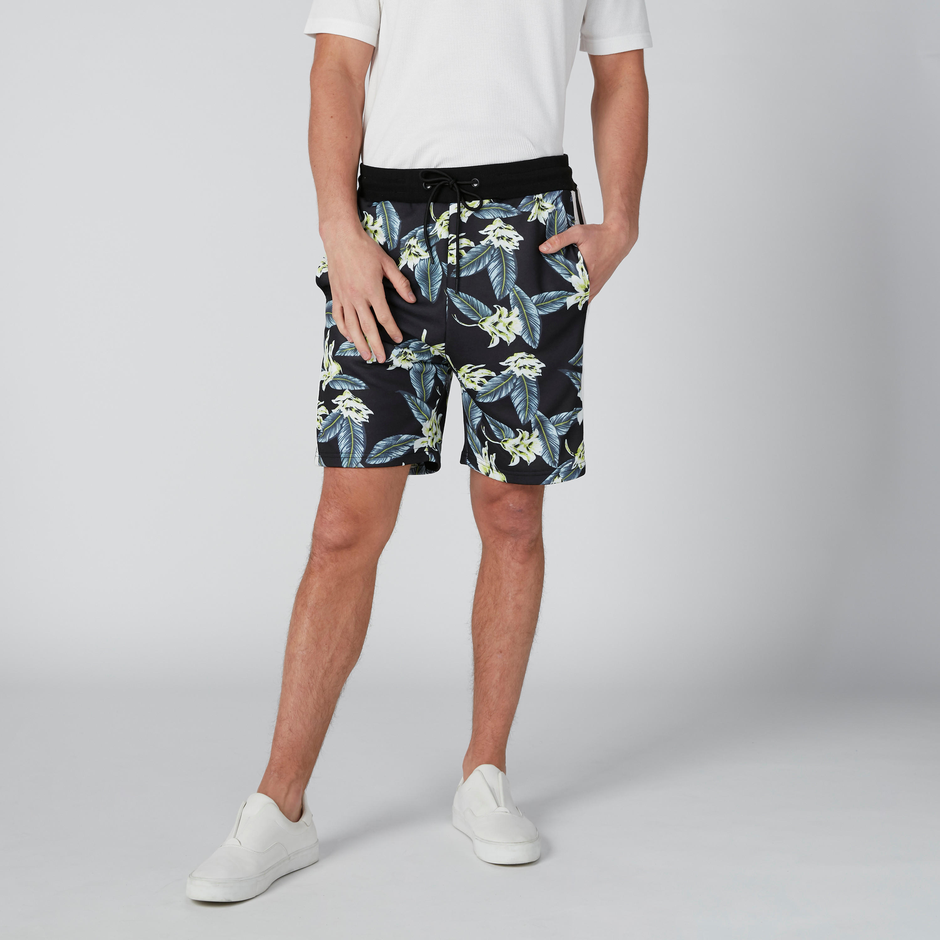 Floral Printed Shorts with Drawstring in Relaxed Fit-men-clothing-bottoms-shorts-image-4