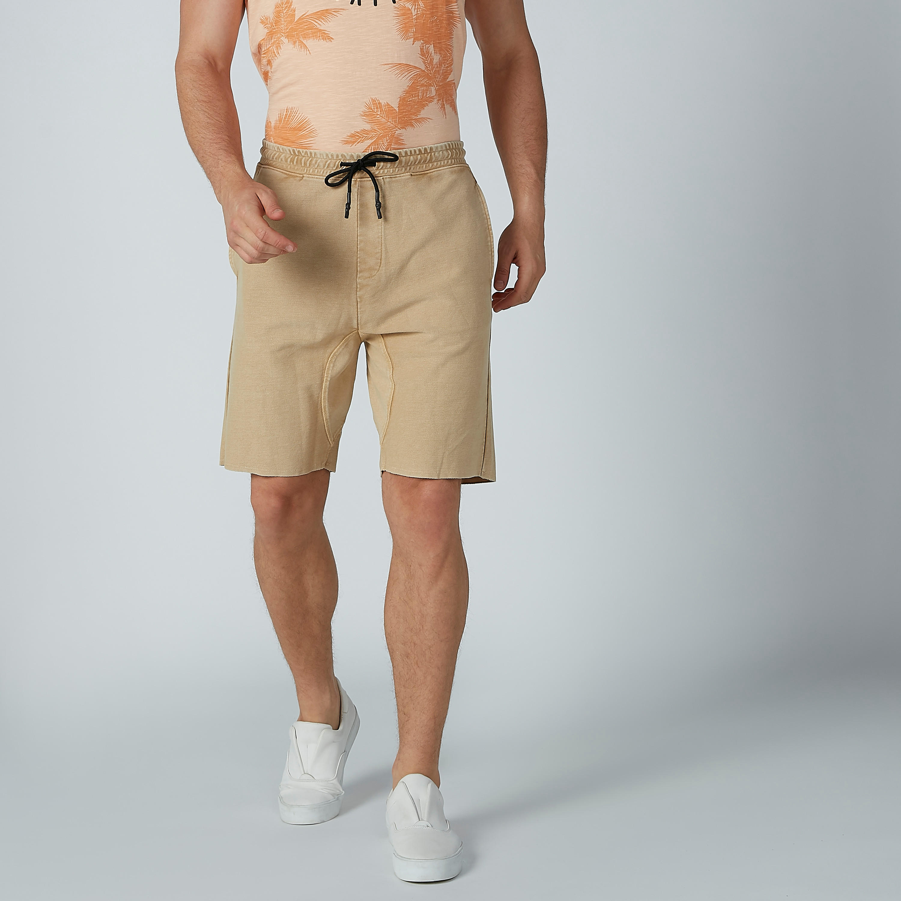 شورت سادة برباط وجيوب-men-clothing-bottoms-shorts-image-7