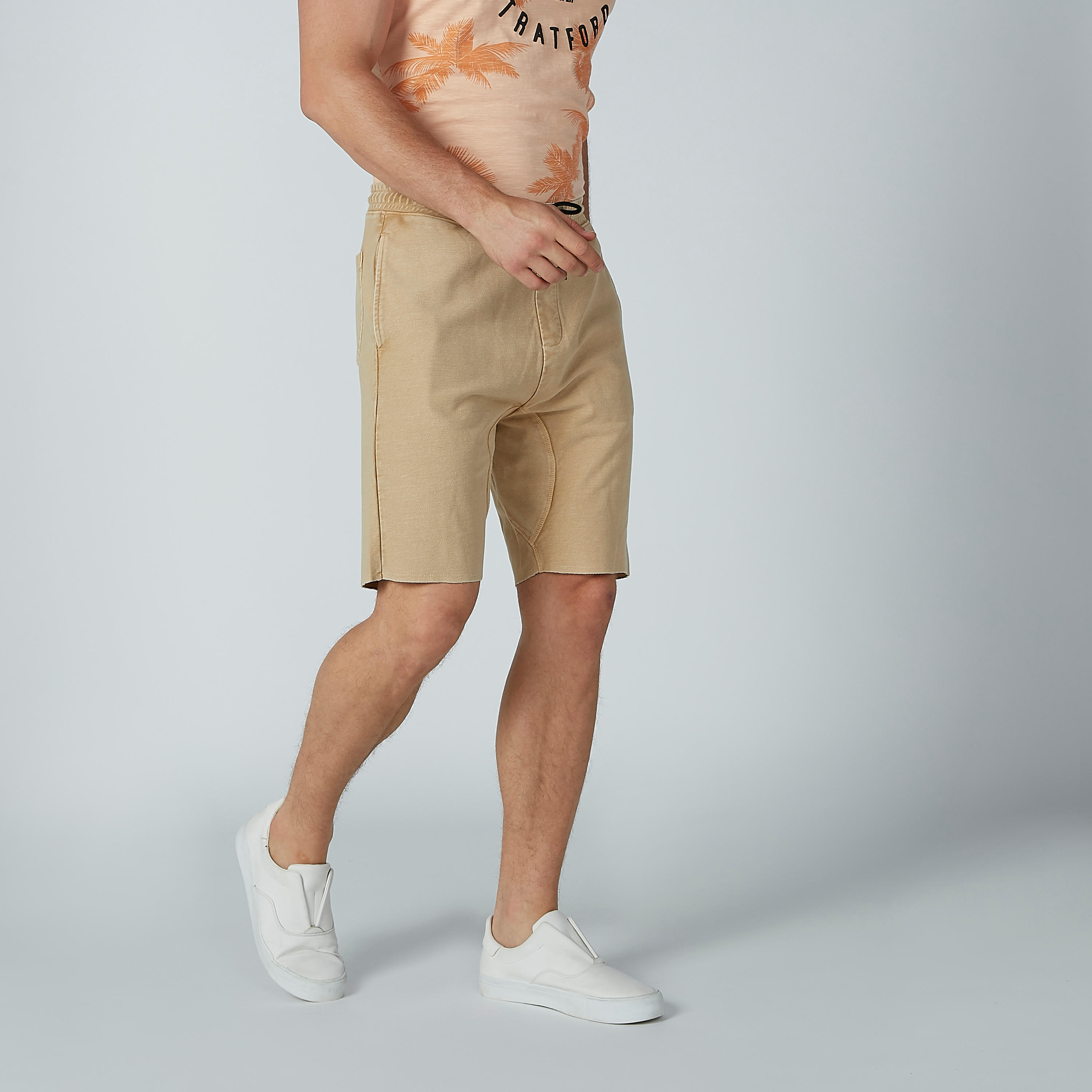 شورت سادة برباط وجيوب-men-clothing-bottoms-shorts-image-5