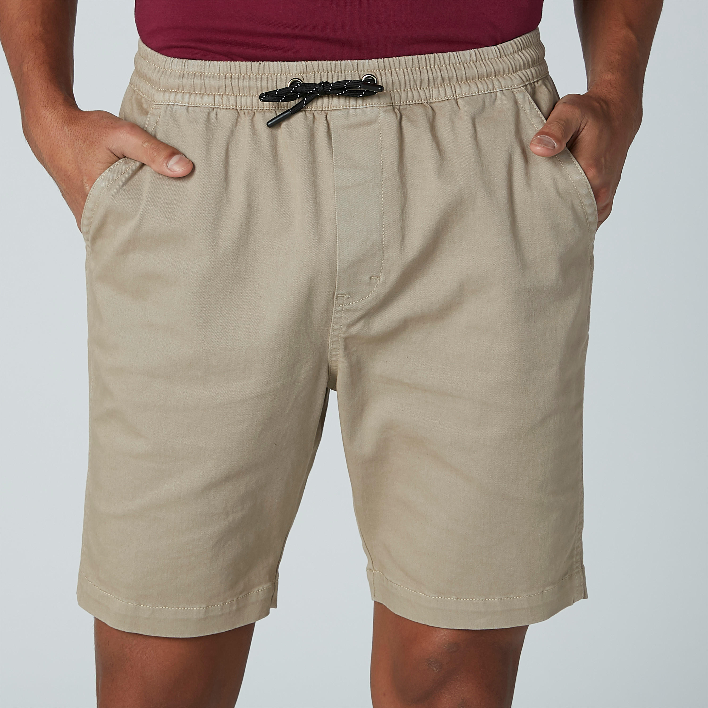 شورت سادة برباط وجيوب-men-clothing-bottoms-shorts-image-2