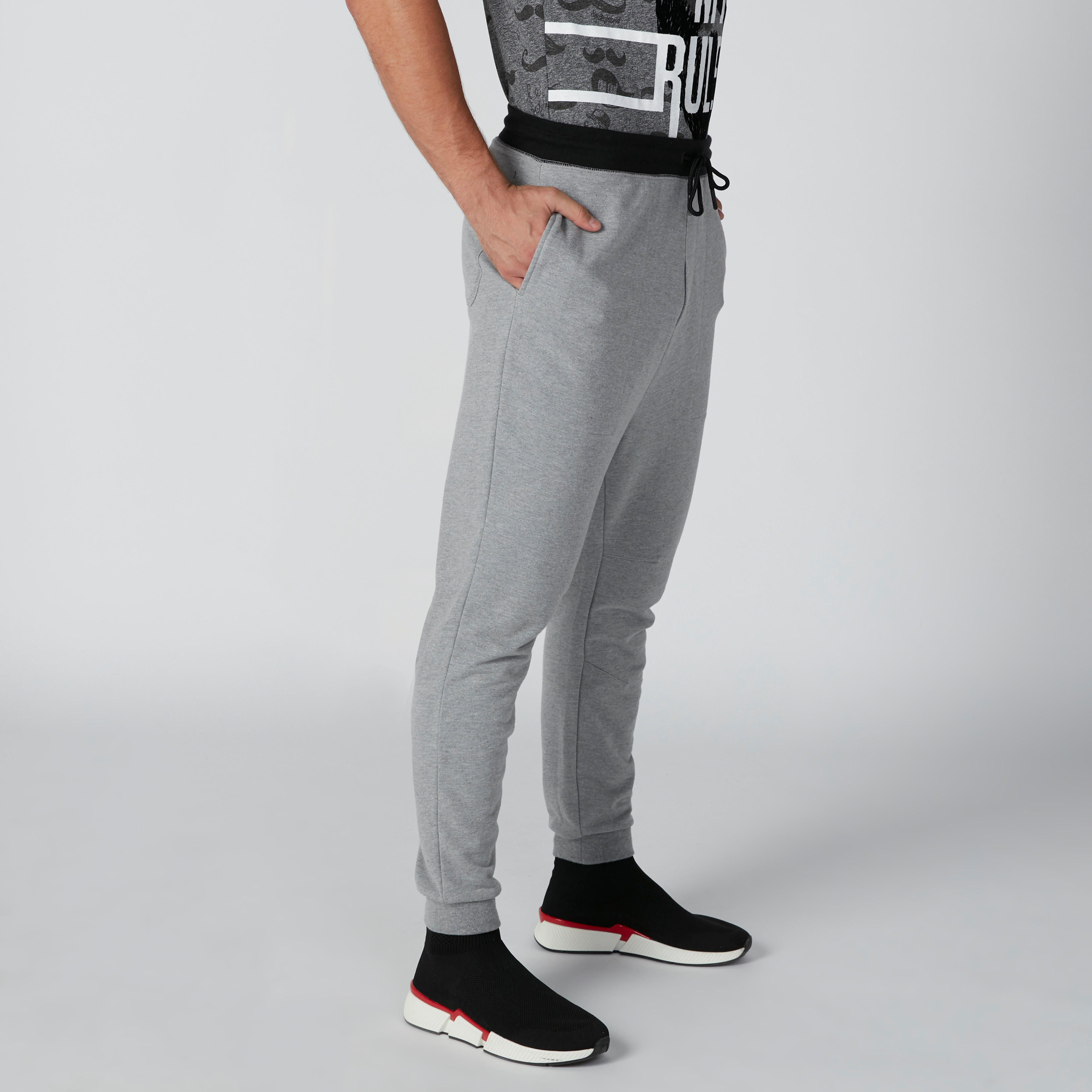 بنطال رياضي برباط وجيوب-men-clothing-bottoms-joggers-image-4