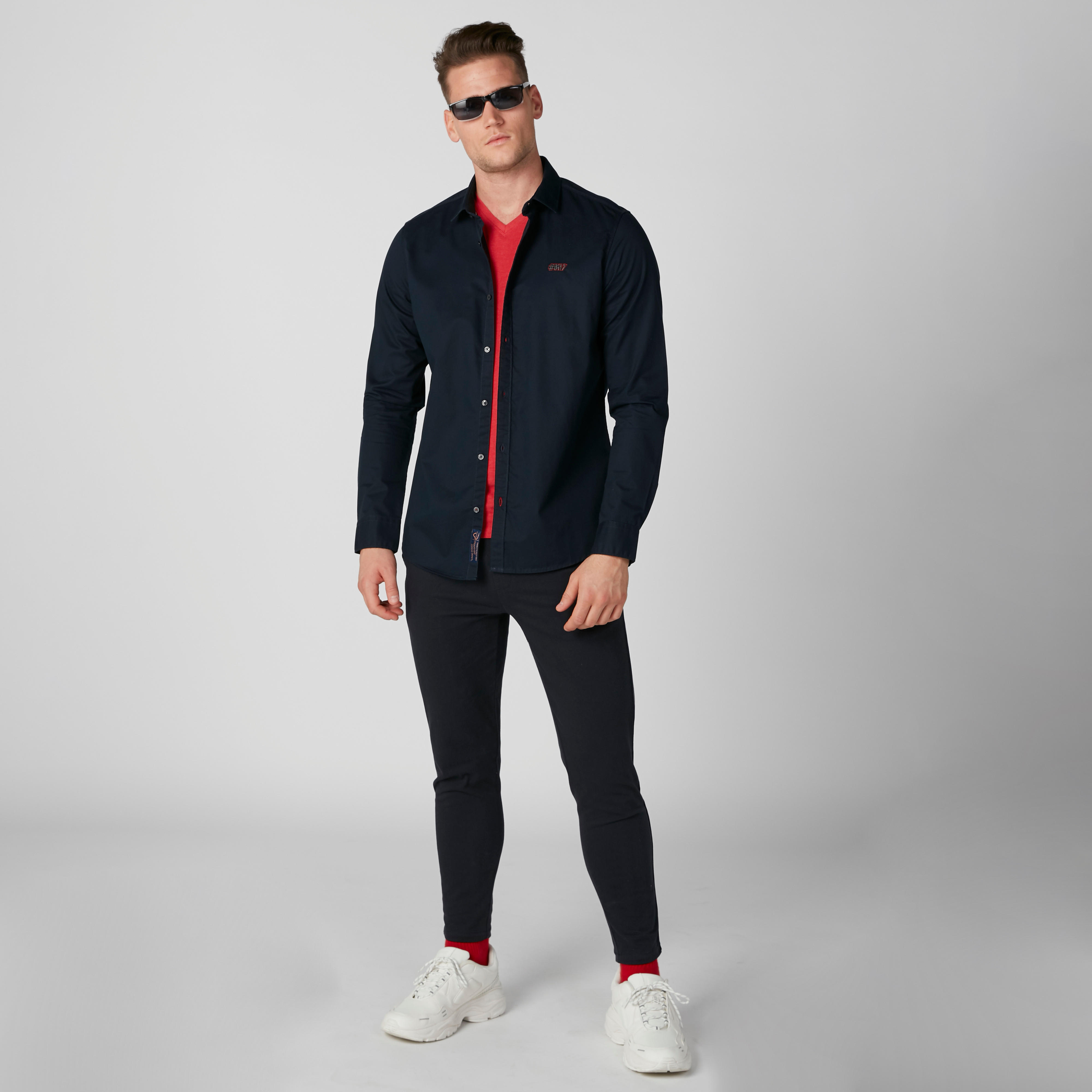 تيشيرت بأكمام قصيرة وياقة V-men-clothing-tshirtsandpolos-tshirts-image-2