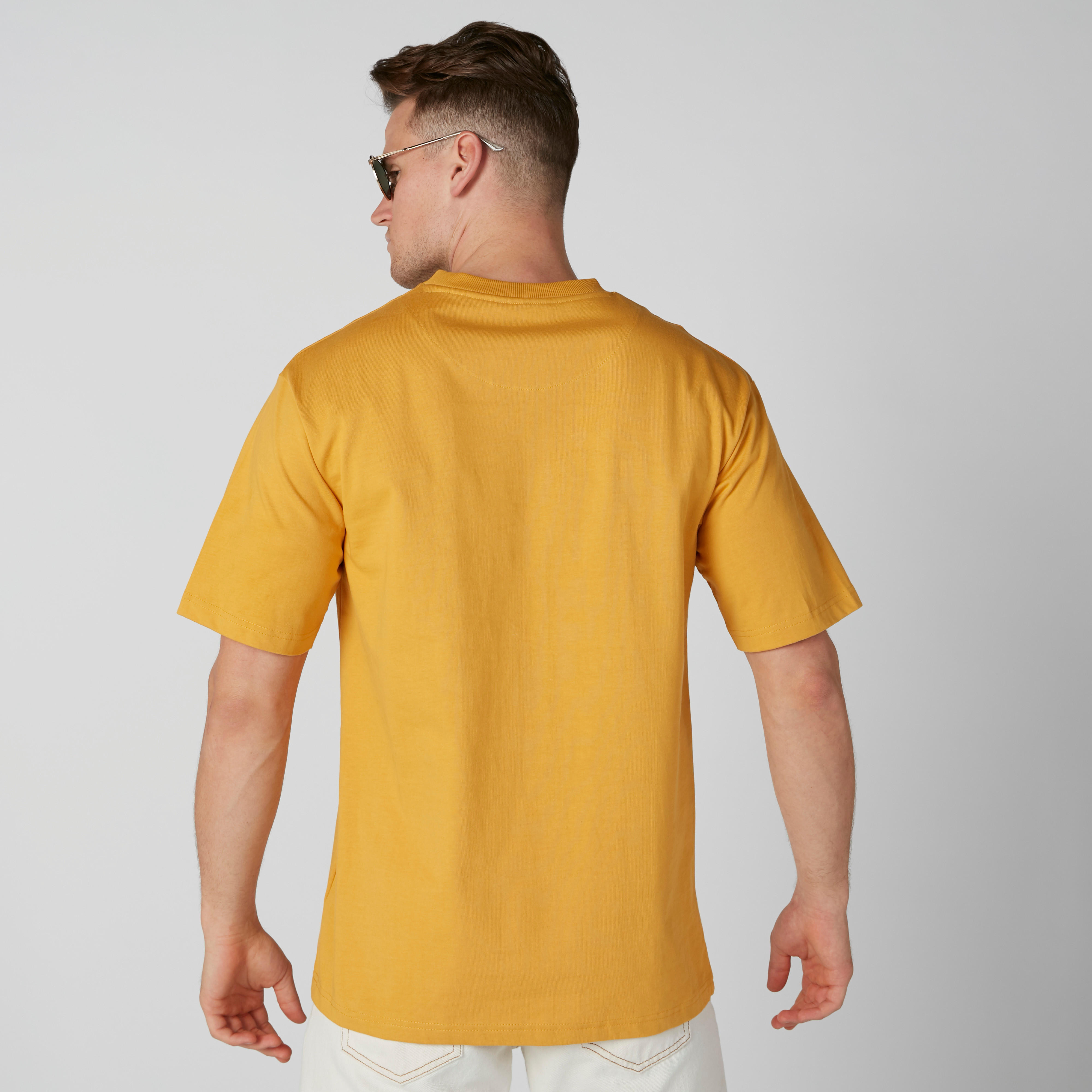 تيشيرت بقصّة واسعة وأكمام قصيرة وطبعات-men-clothing-tshirtsandpolos-tshirts-image-2