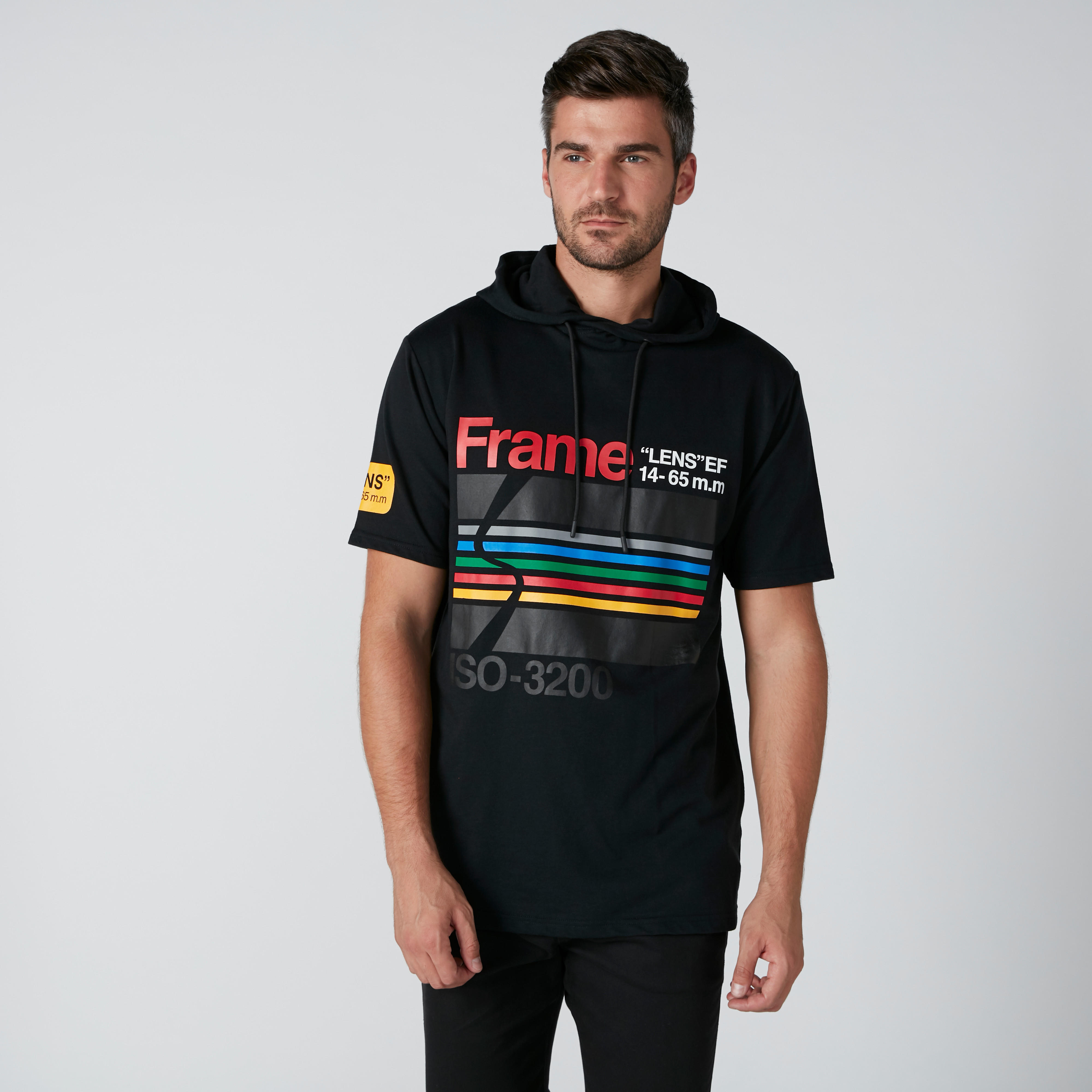 تيشيرت بقبّعة وأكمام قصيرة وطبعات-men-clothing-tshirtsandpolos-tshirts-image-1