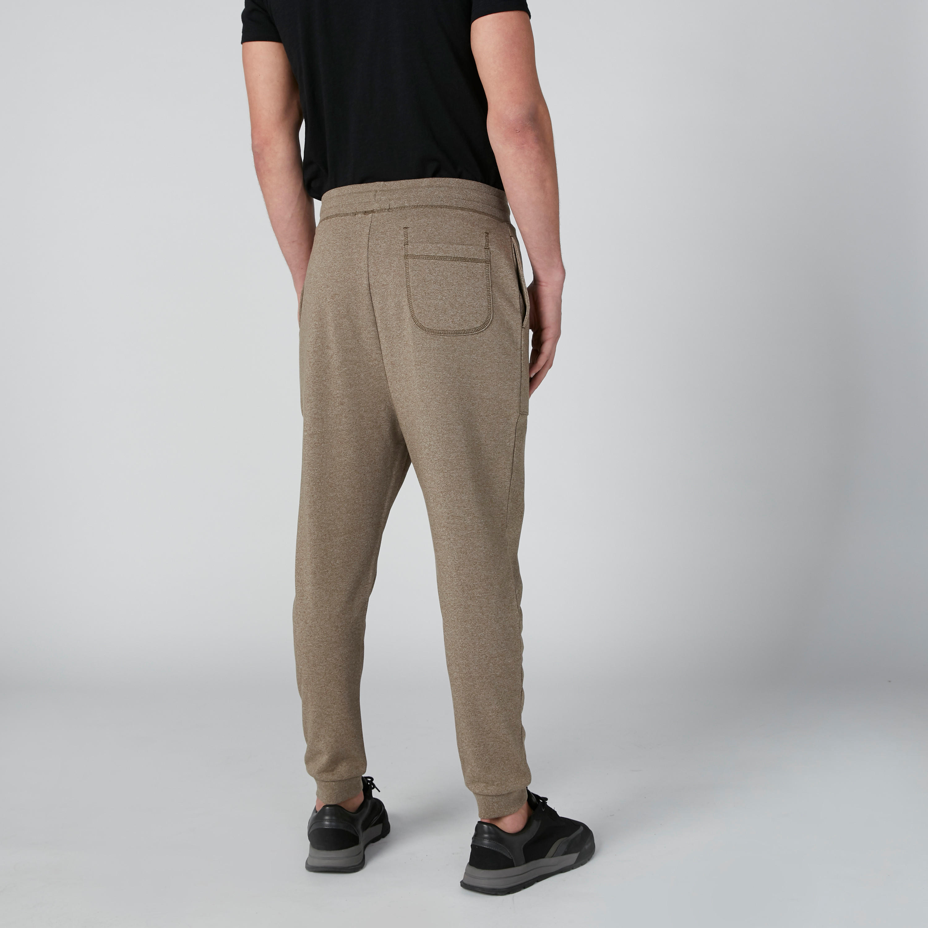 بنطال رياضي طويل برباط وجيوب-men-clothing-bottoms-joggers-image-2