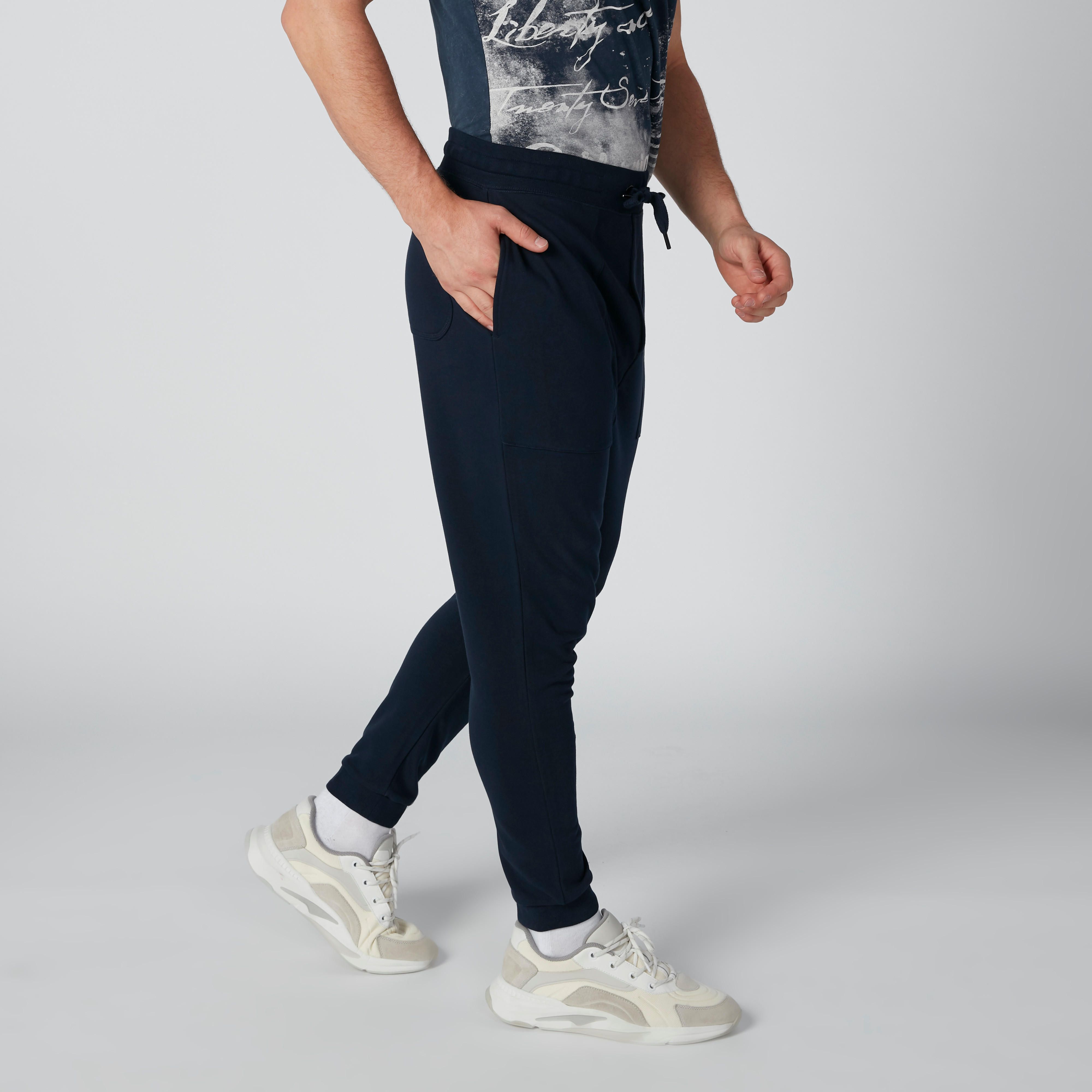 بنطلون رياضي مستدام برباط وجيوب -men-clothing-bottoms-joggers-image-2