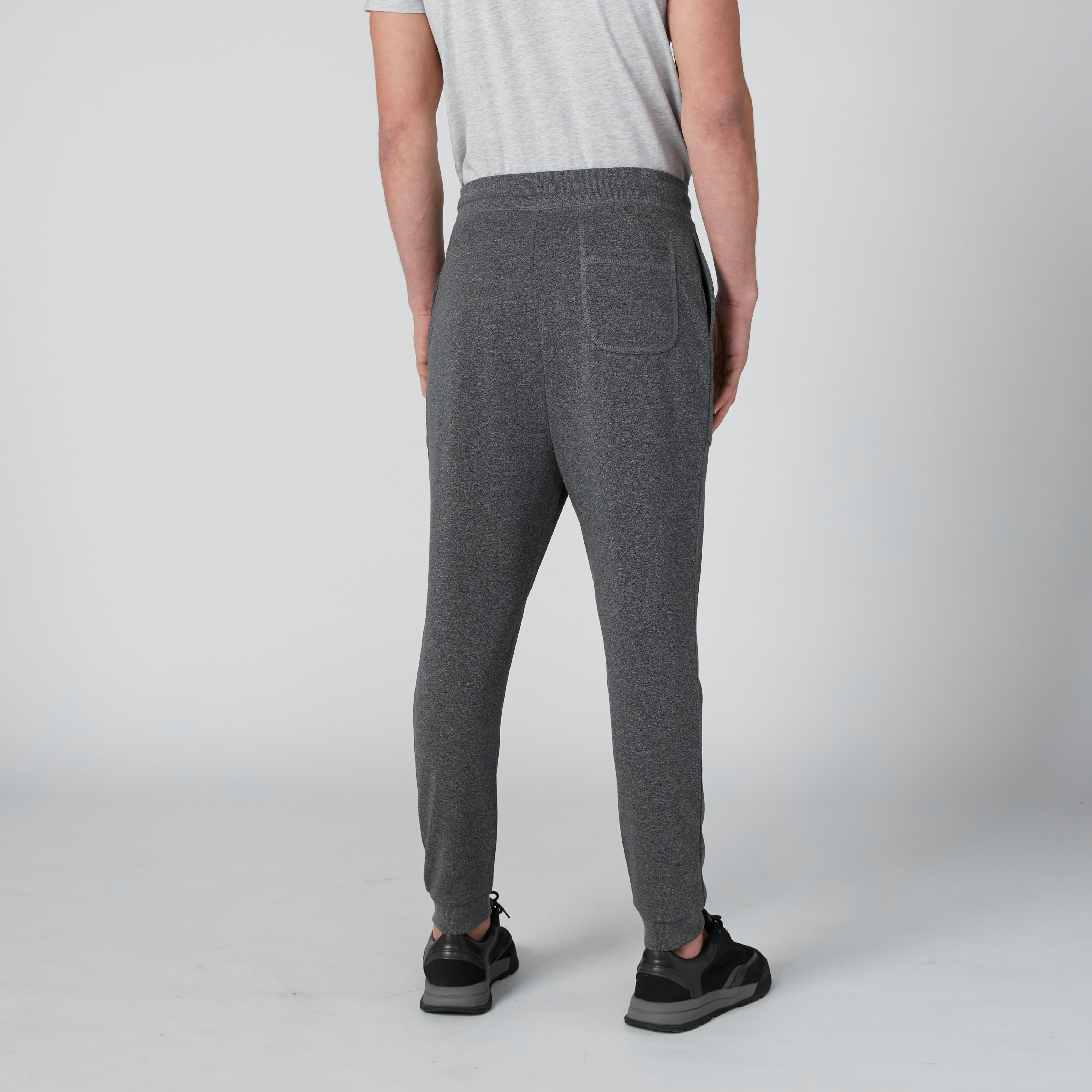 بنطال رياضي سادة برباط وجيوب-men-clothing-bottoms-joggers-image-2