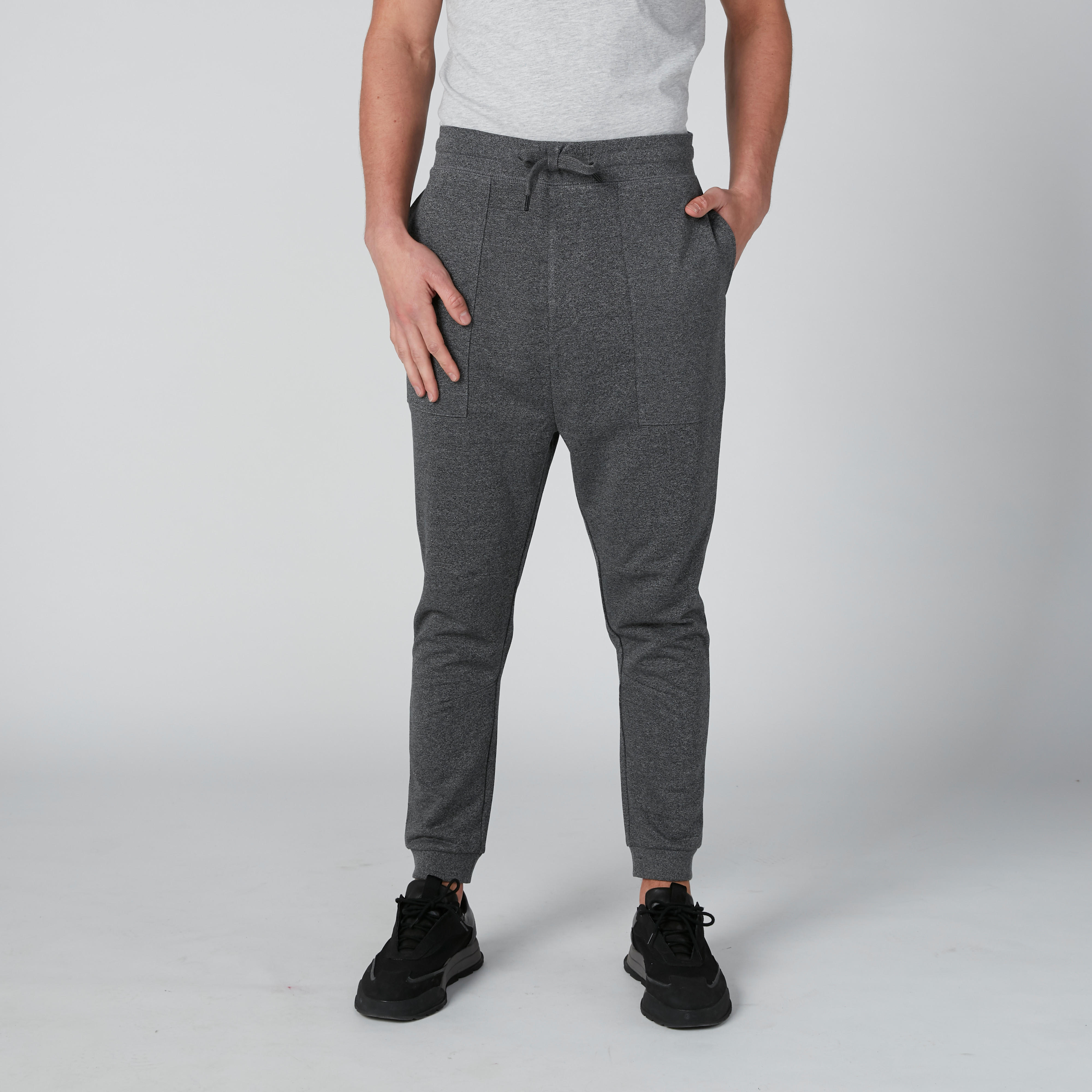 بنطال رياضي سادة برباط وجيوب-men-clothing-bottoms-joggers-image-3