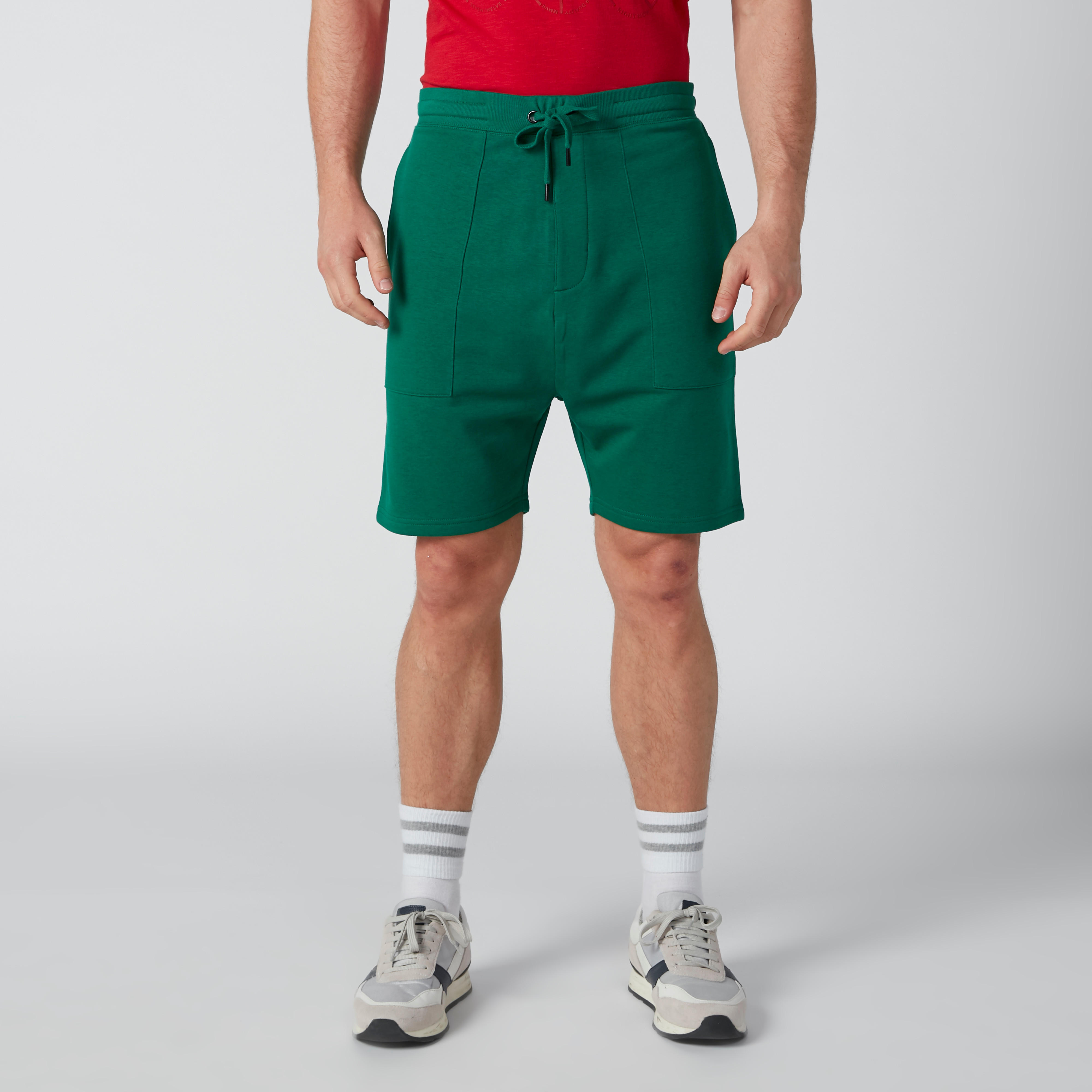 شورت مستدام واسع برباط وجيوب-men-clothing-bottoms-shorts-image-11