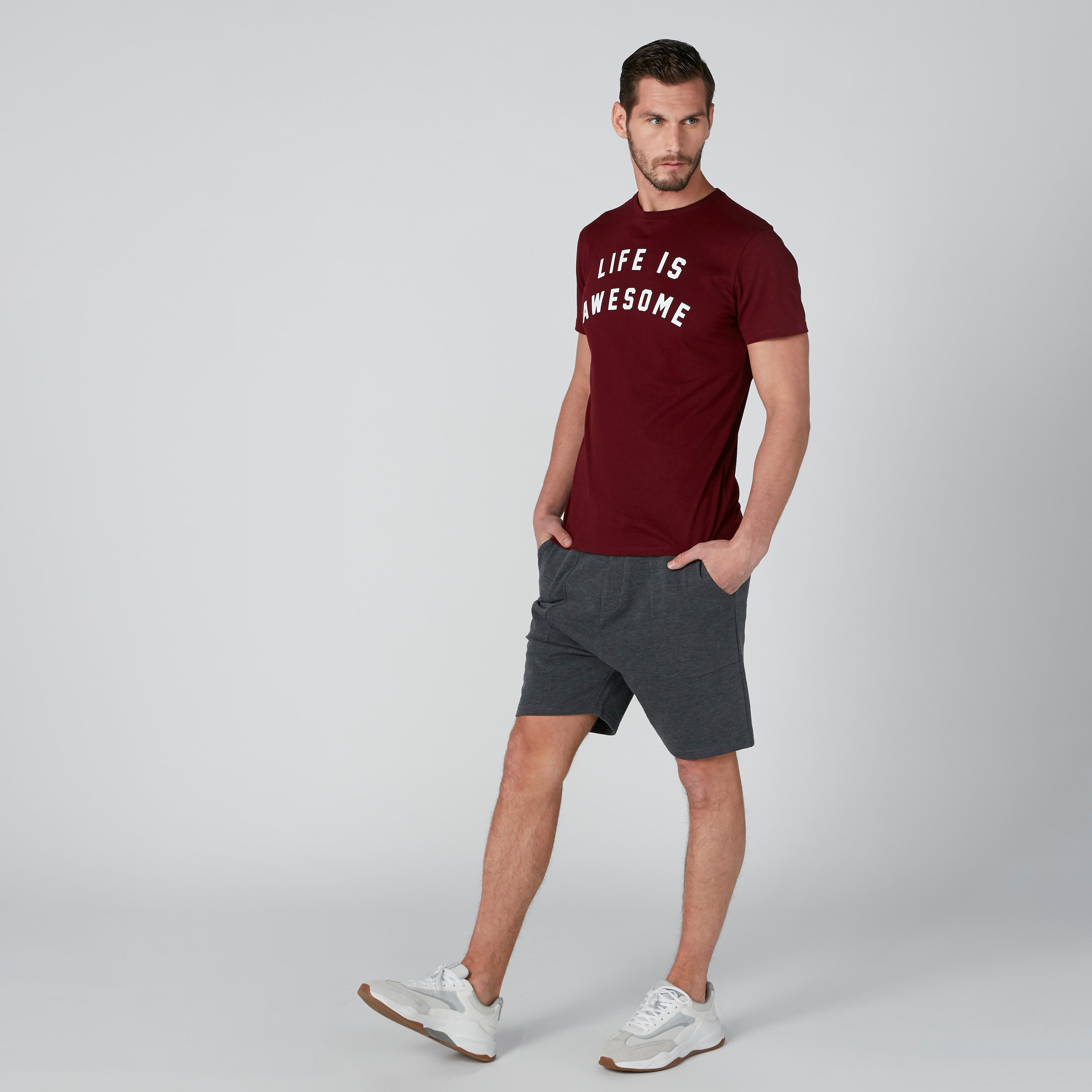 تيشيرت بطبعات وياقة مستديرة وأكمام قصيرة-men-clothing-tshirtsandpolos-tshirts-image-3