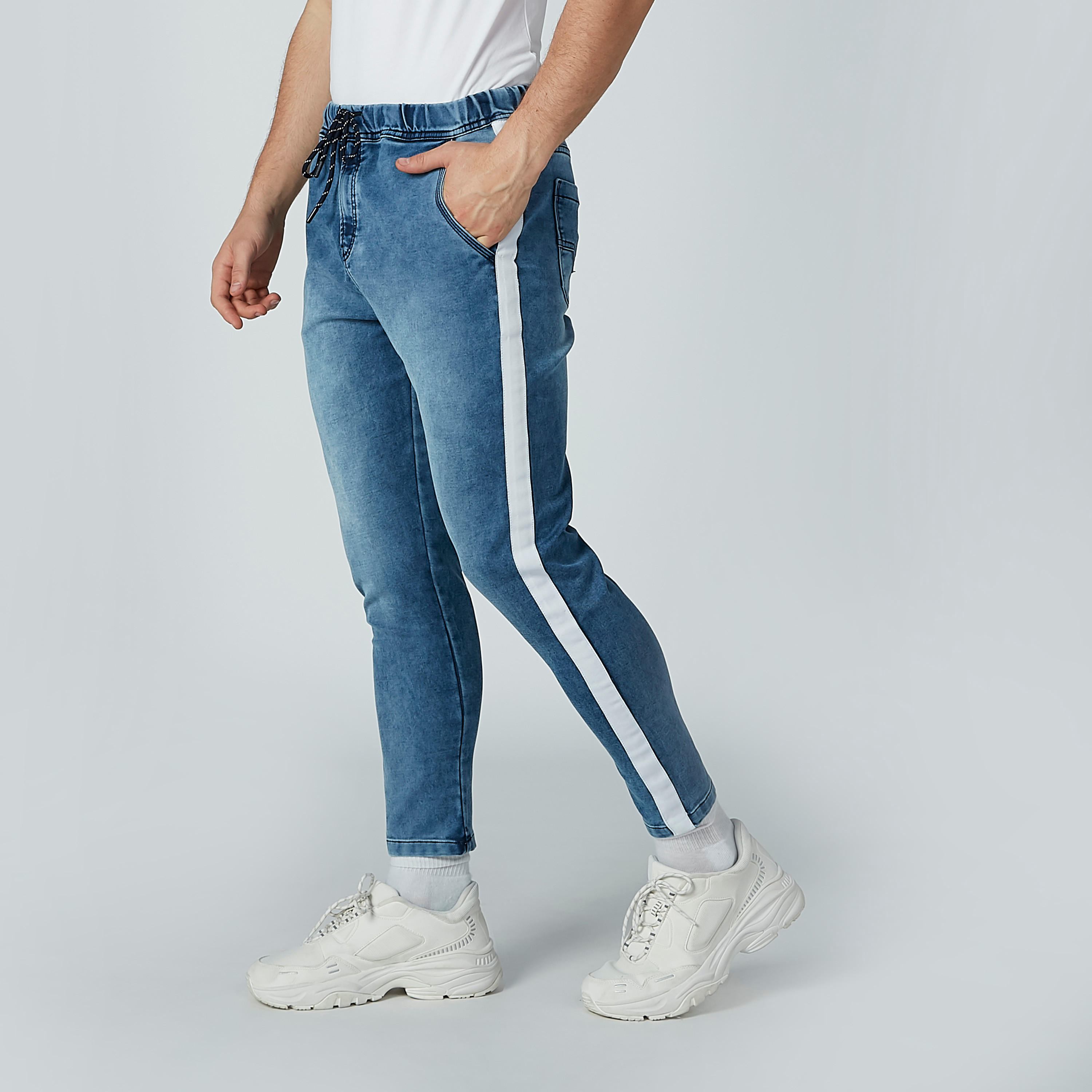 بنطال برباط وشريط وجيوب-men-clothing-bottoms-jeans-image-1