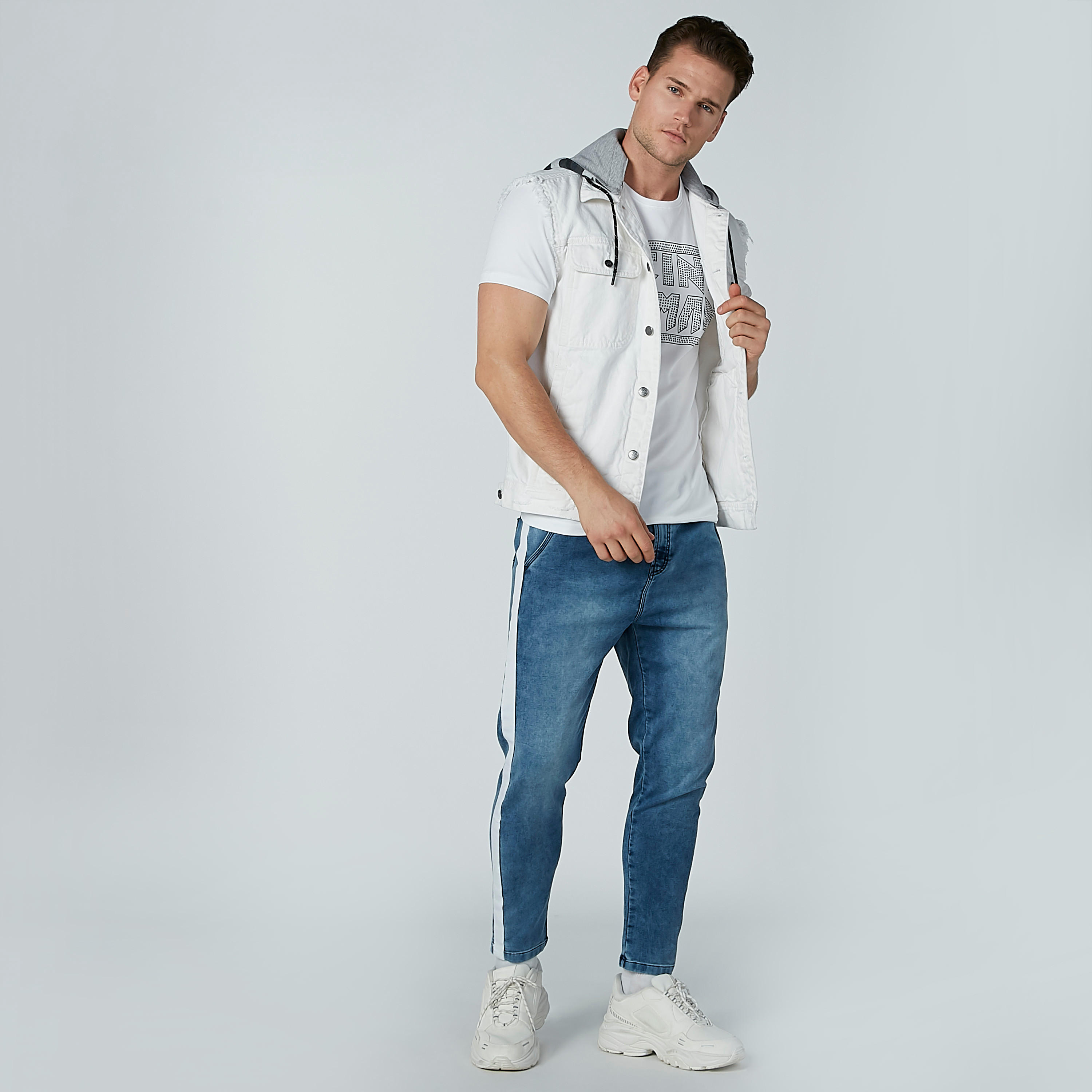 بنطال برباط وشريط وجيوب-men-clothing-bottoms-jeans-image-2