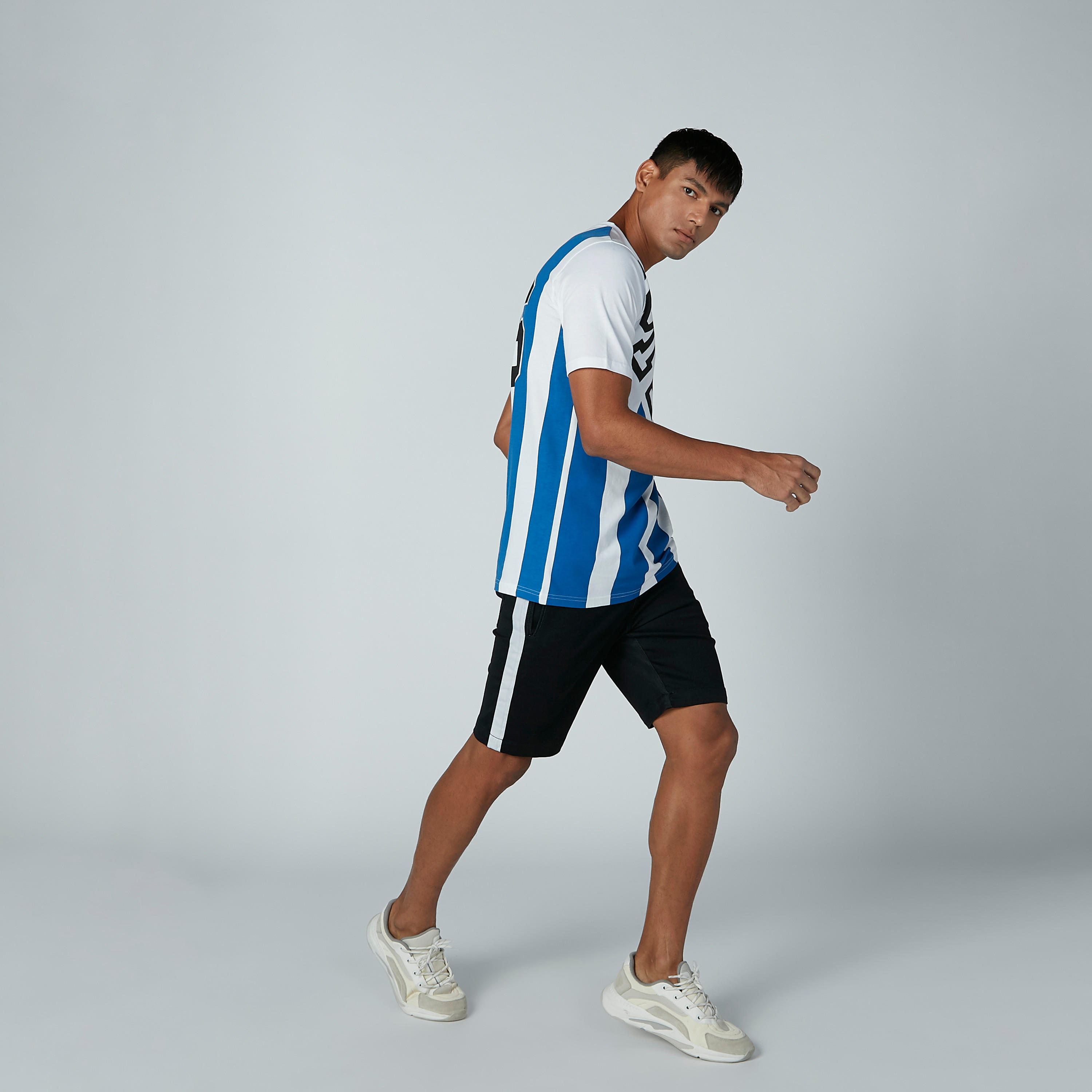 شورت برباط وجيوب وشريطة-men-clothing-bottoms-shorts-image-1