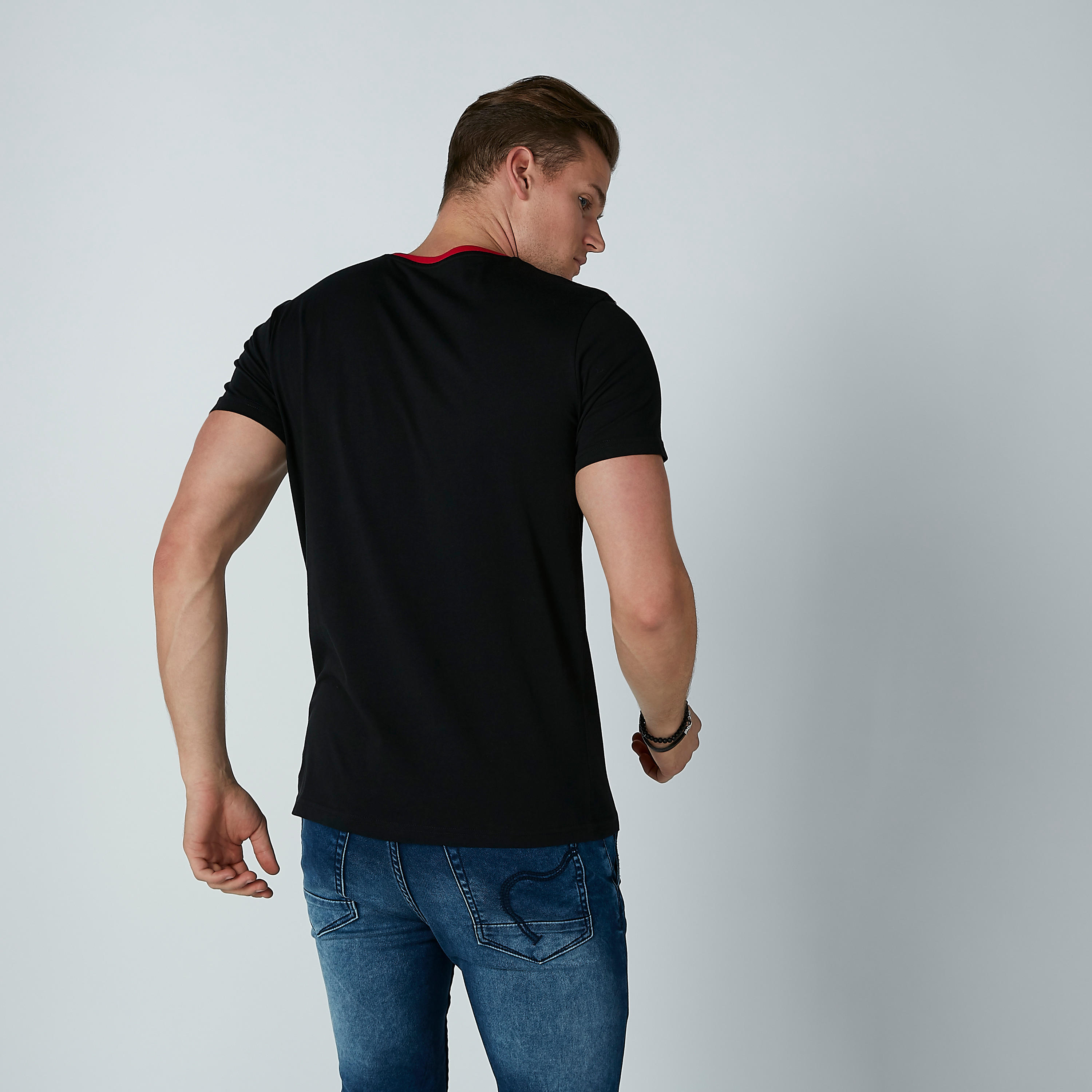 Plain T-shirt with Round Neck and Short Sleeves-men-clothing-tshirtsandpolos-tshirts-image-3