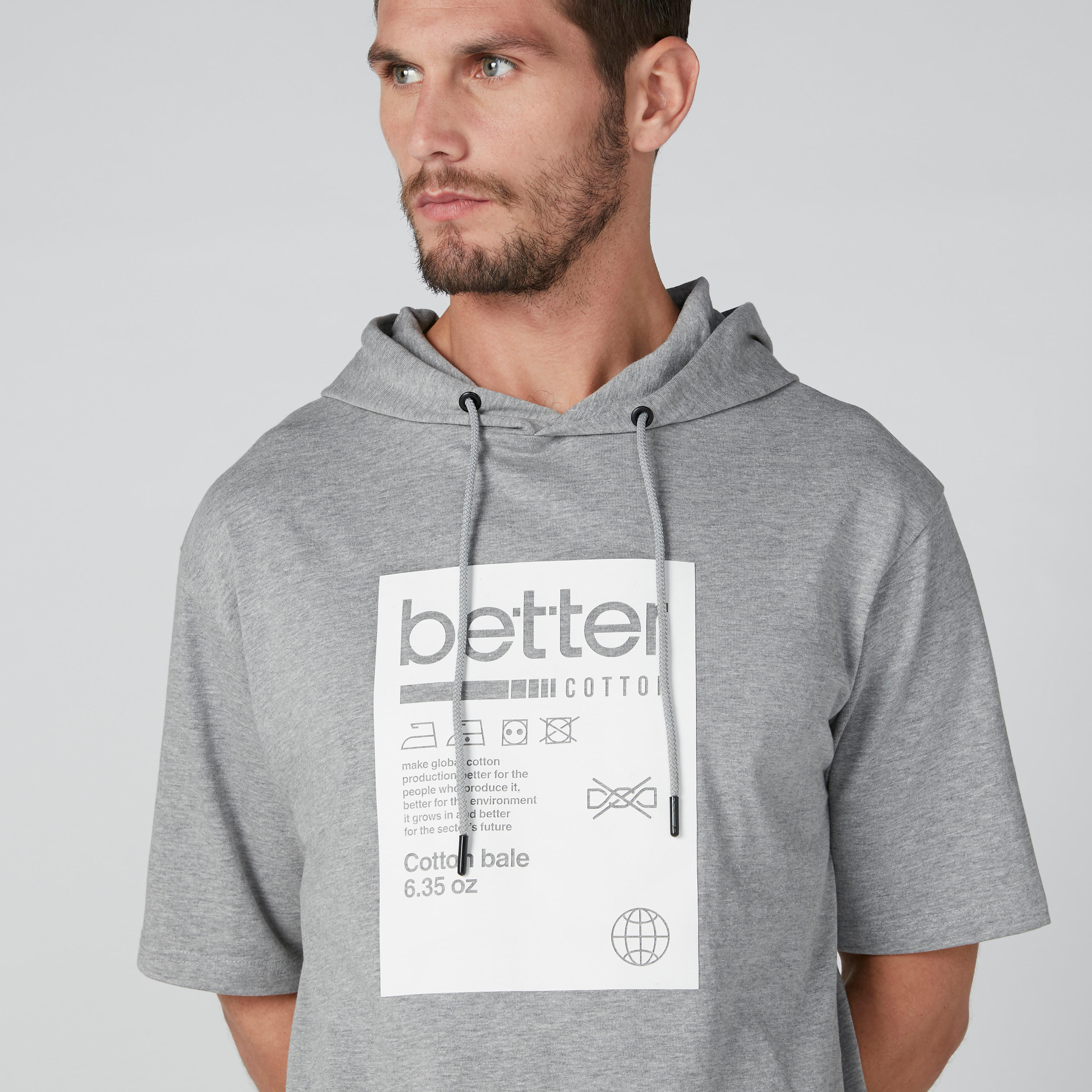 تيشيرت مستدام بقبّعة وأكمام قصيرة وطبعات-men-clothing-tshirtsandpolos-tshirts-image-4