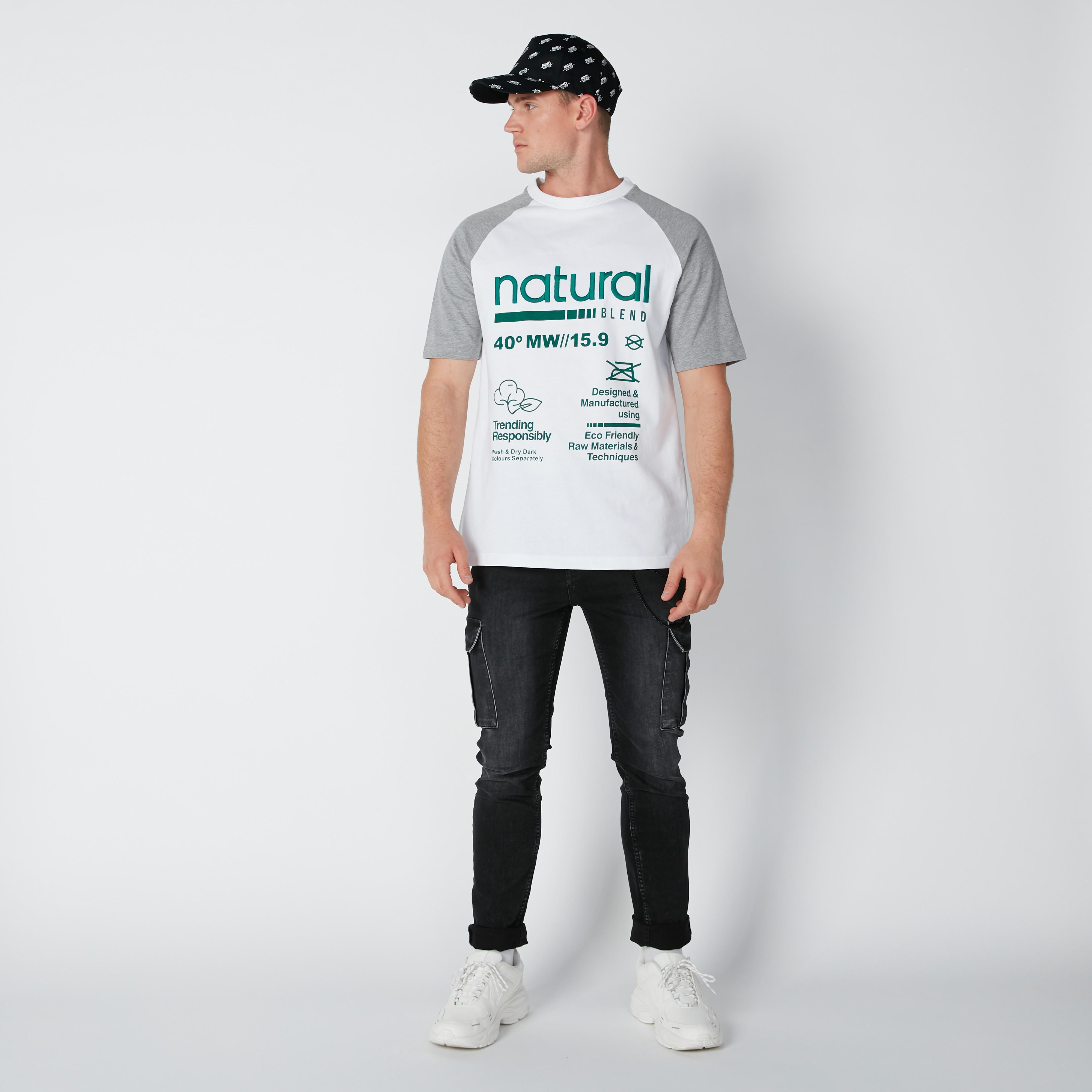 تيشيرت مستدام بأكمام مغايرة وطبعات -men-clothing-tshirtsandpolos-tshirts-image-1