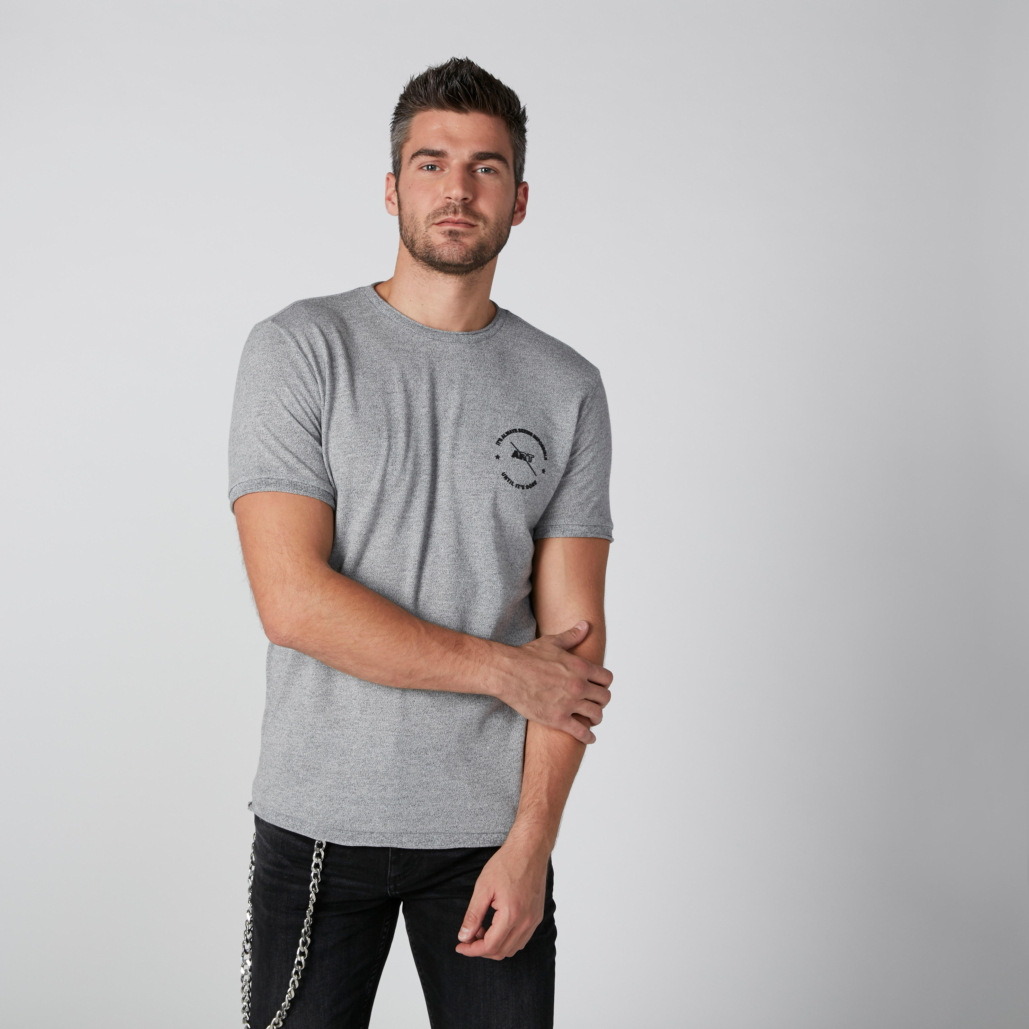 تيشيرت بأكمام قصيرة وطبعات-men-clothing-tshirtsandpolos-tshirts-image-2
