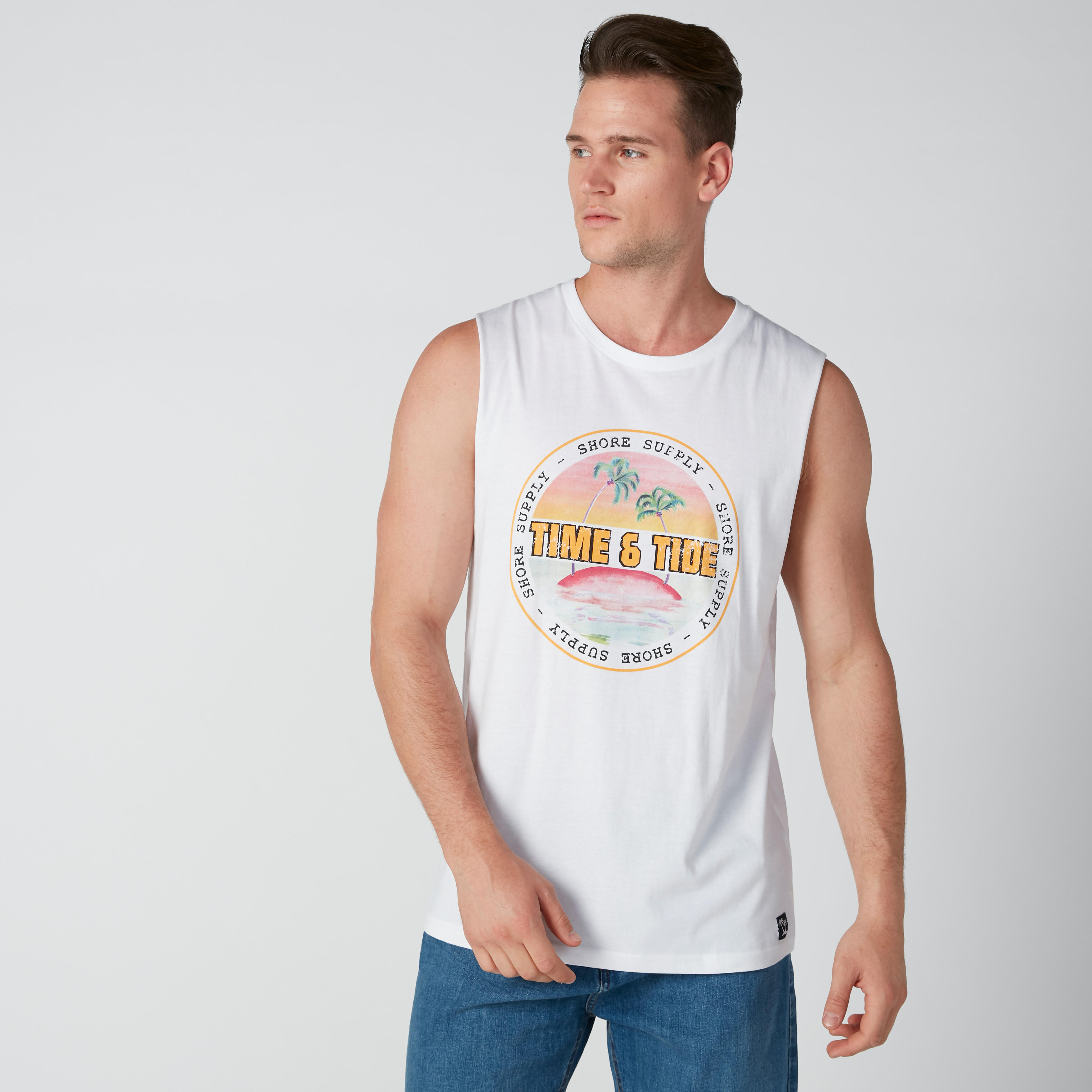 تيشيرت دون أكمام بياقة مستديرة وطبعات-men-clothing-tshirtsandpolos-tshirts-image-2