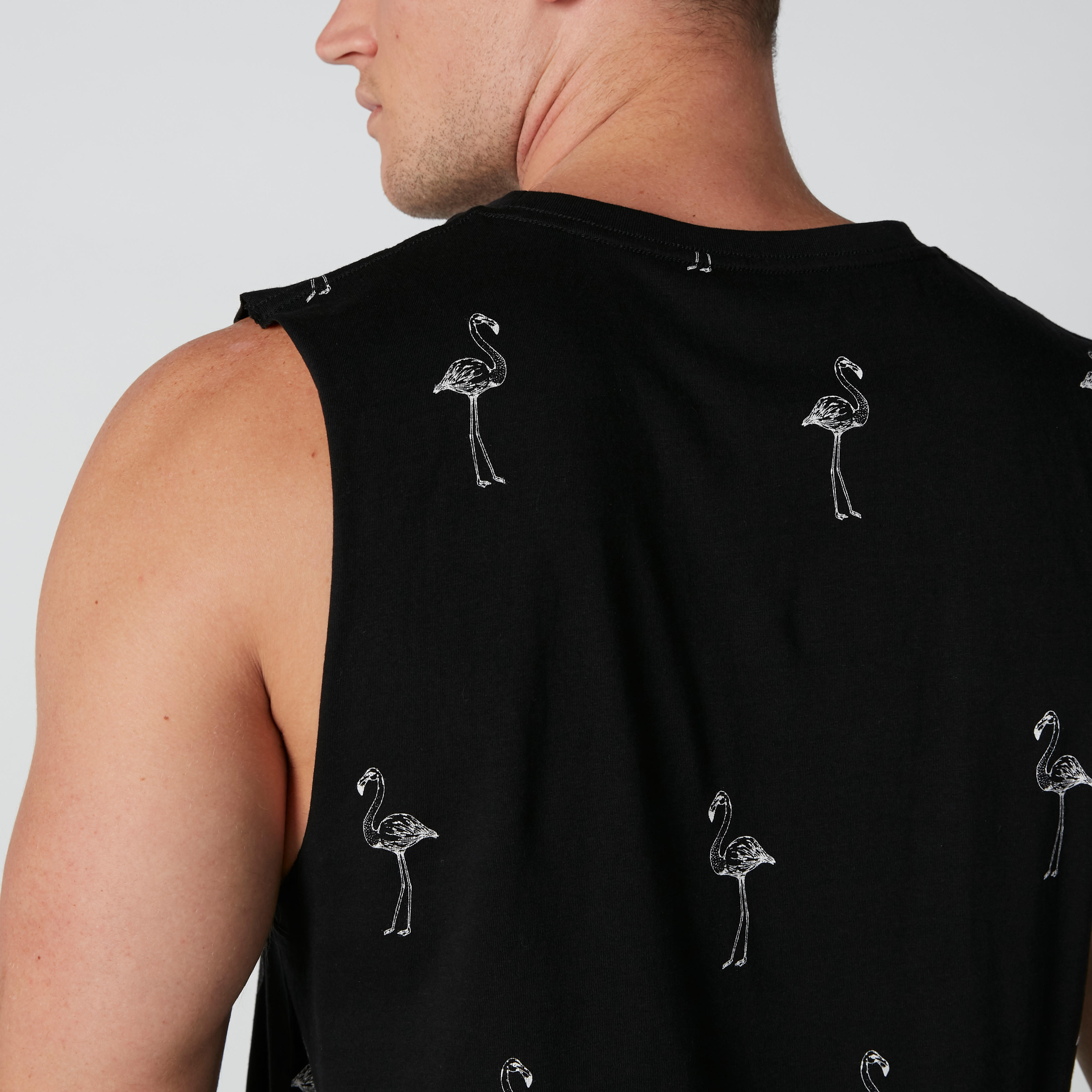 تيشيرت دون أكمام بياقة مستديرة وطبعات-men-clothing-tshirtsandpolos-tshirts-image-4
