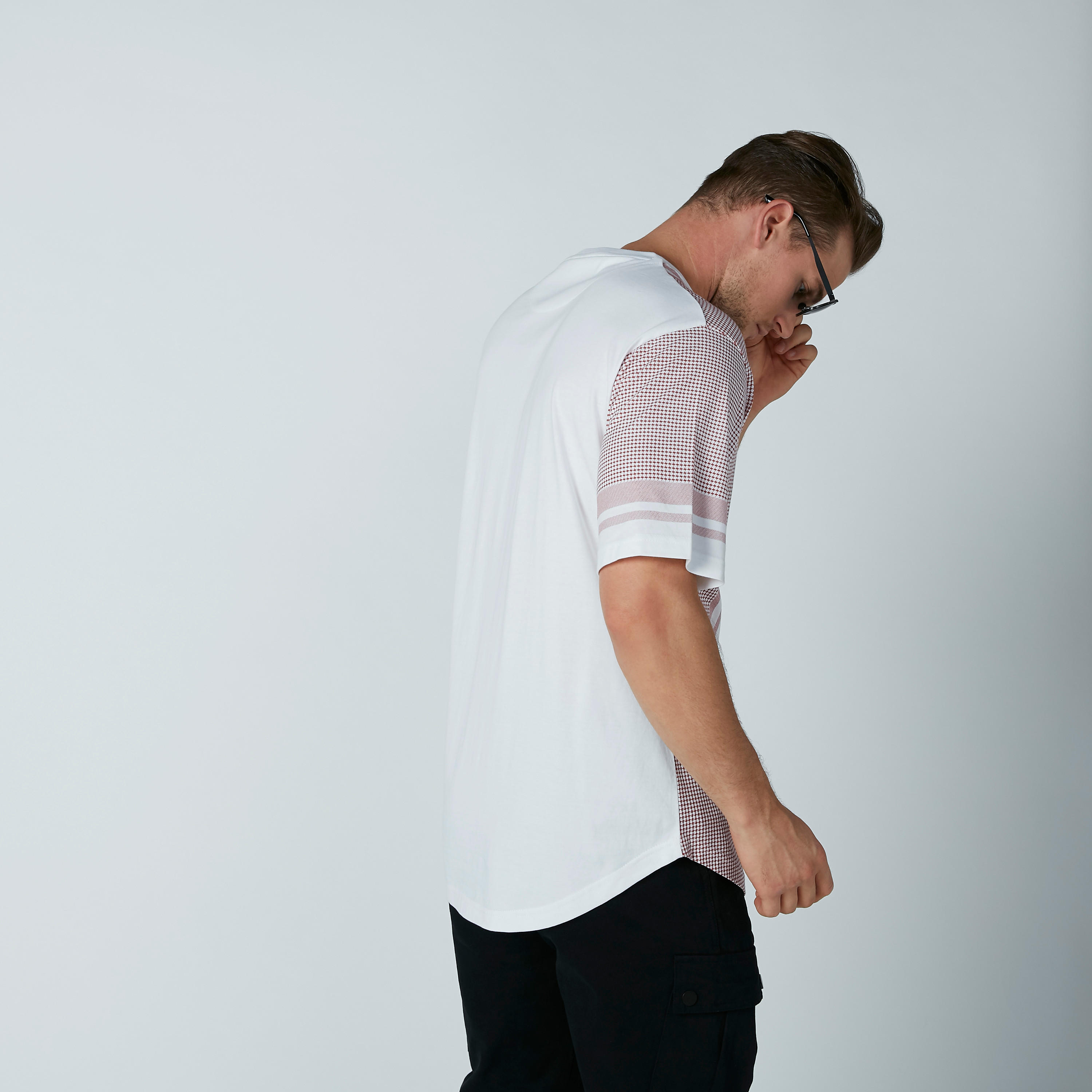 Sustainable Printed T-Shirt with Round Neck-men-clothing-tshirtsandpolos-tshirts-image-4