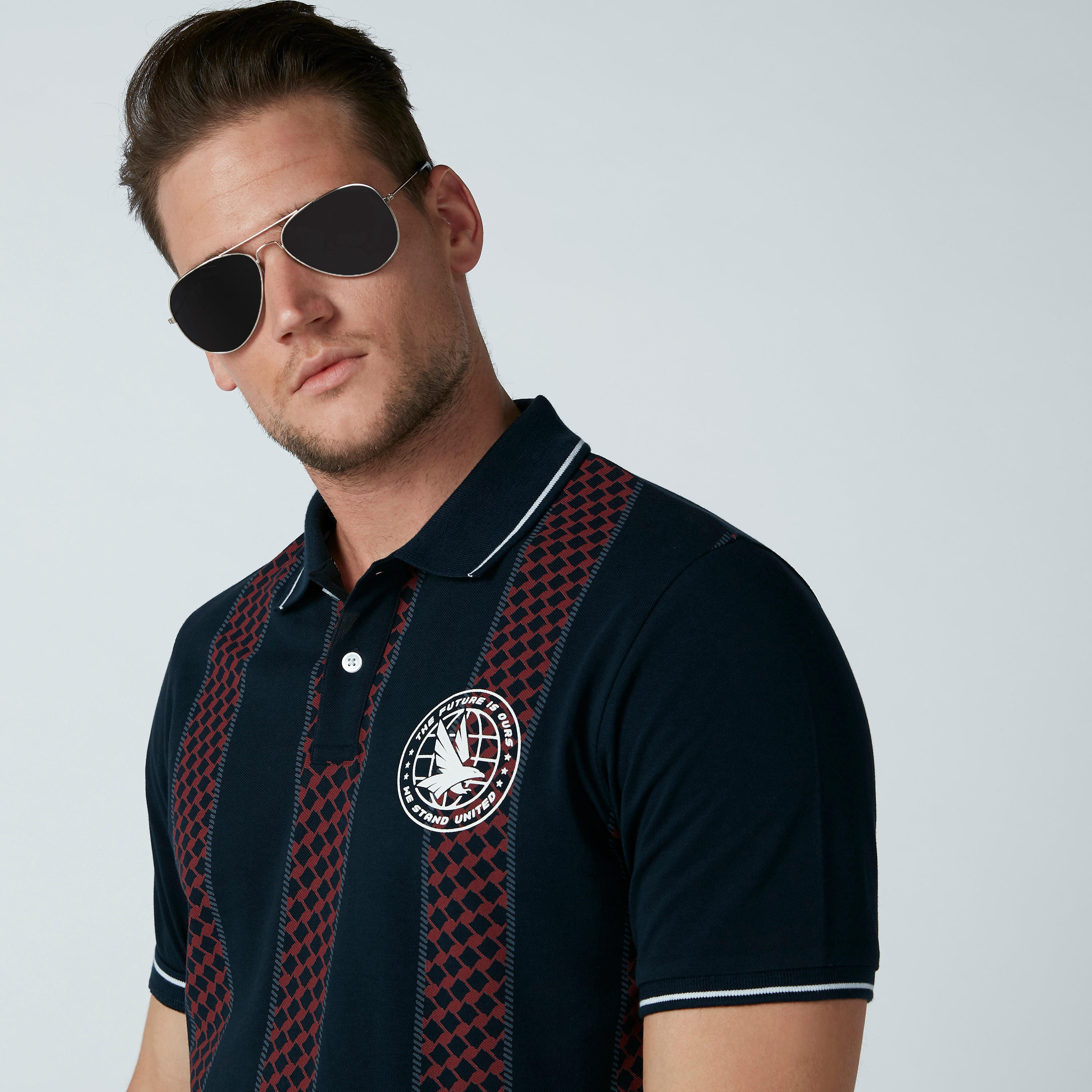 تيشيرت مقلّم بياقة بولو وأكمام قصيرة-men-clothing-tshirtsandpolos-polos-image-1