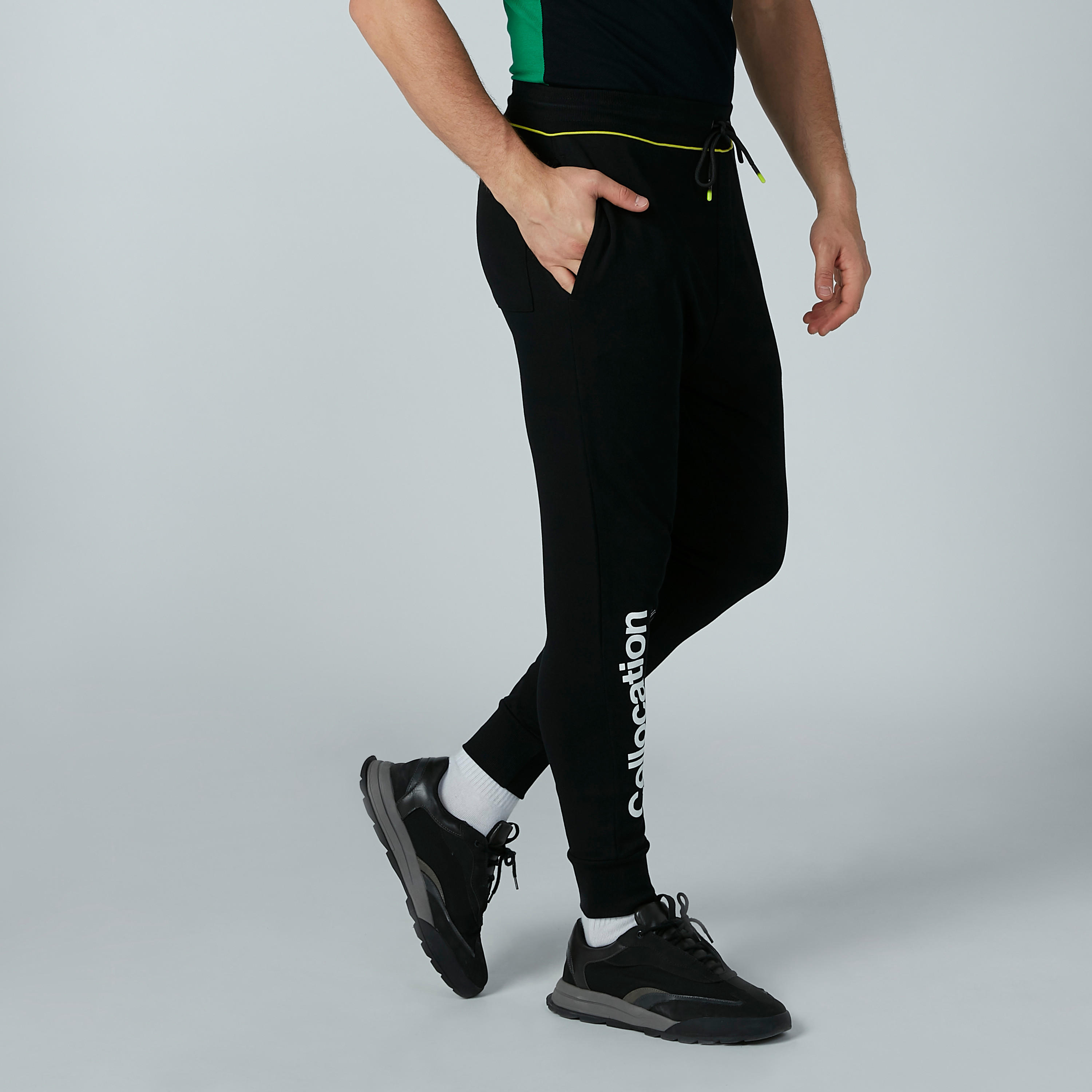 بنطال رياضي طويل بجيوب وطبعات-men-clothing-bottoms-joggers-image-2