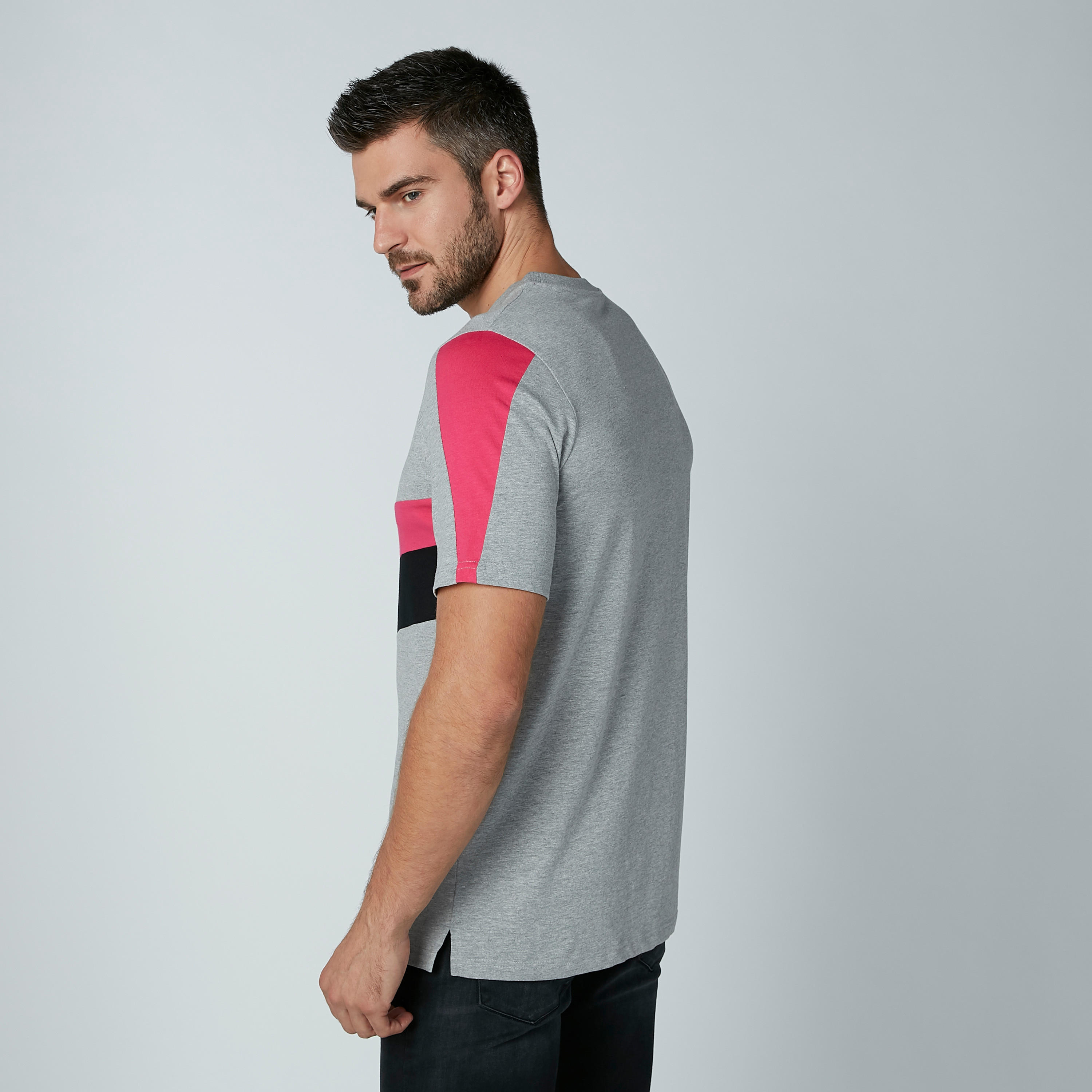 تيشيرت بطبعات وياقة مستديرة وأكمام قصيرة-men-clothing-tshirtsandpolos-tshirts-image-4