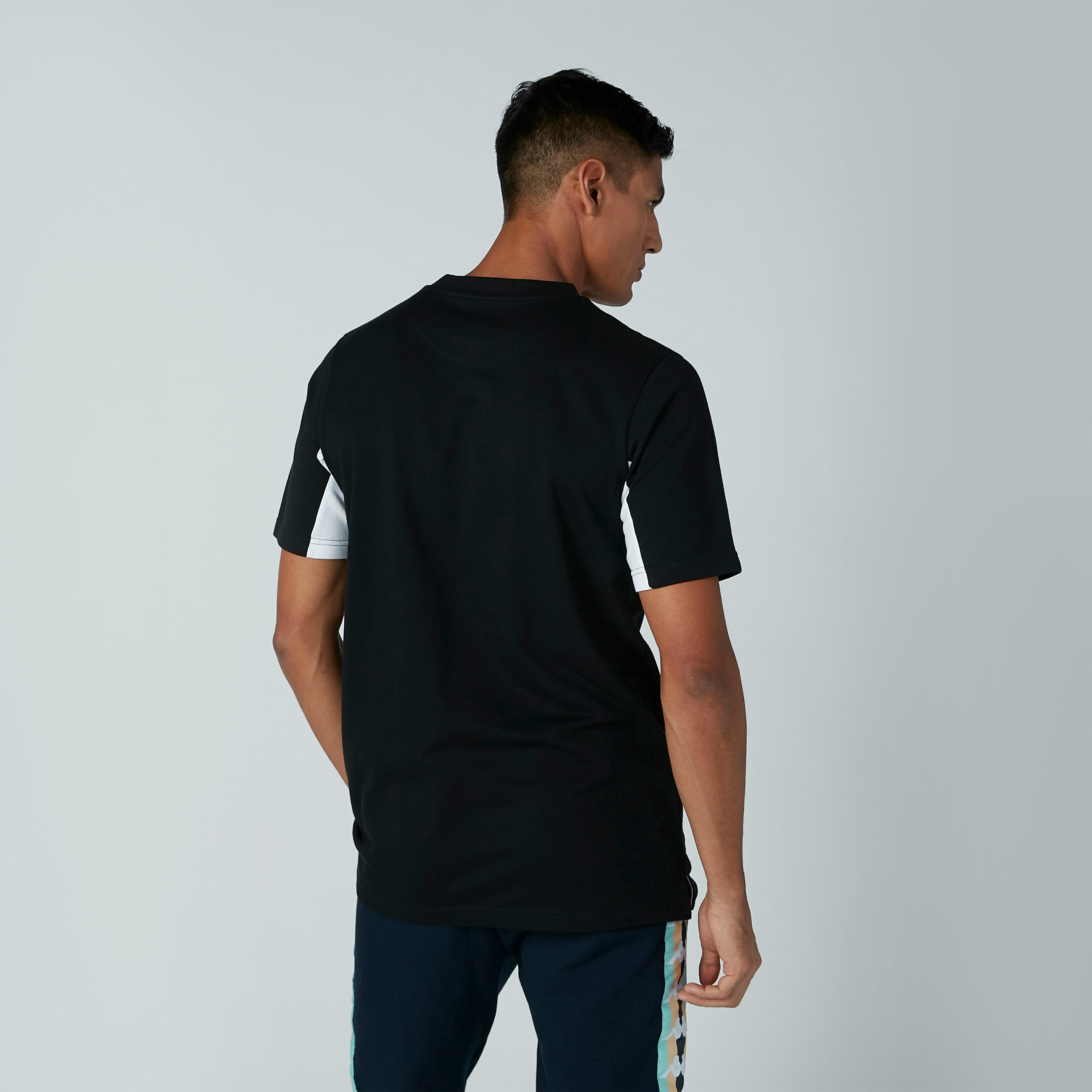 تيشيرت بياقة مستديرة وأكمام قصيرة وطبعات-men-clothing-tshirtsandpolos-tshirts-image-4