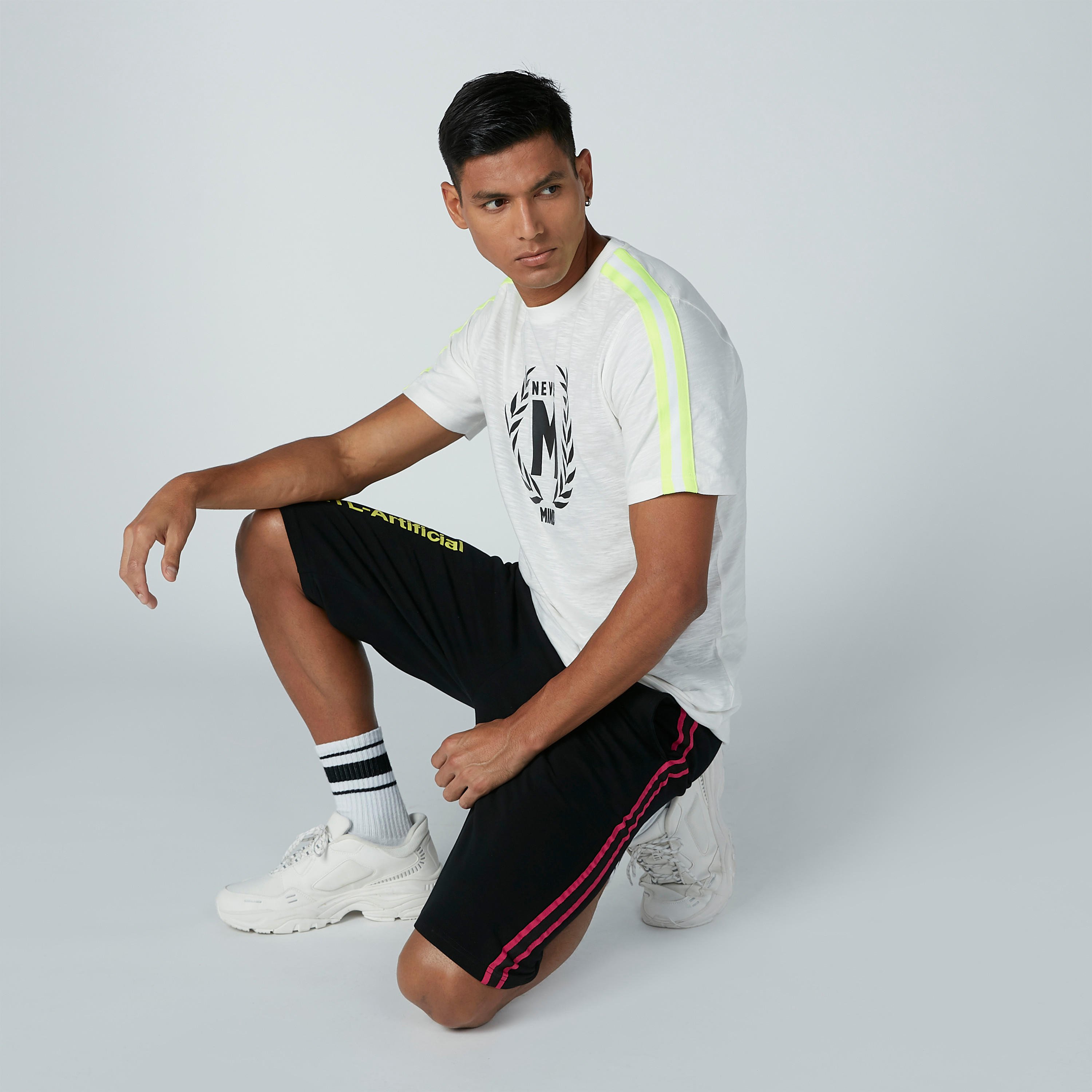 تيشيرت بشريطة وطبعات-men-clothing-tshirtsandpolos-tshirts-image-1