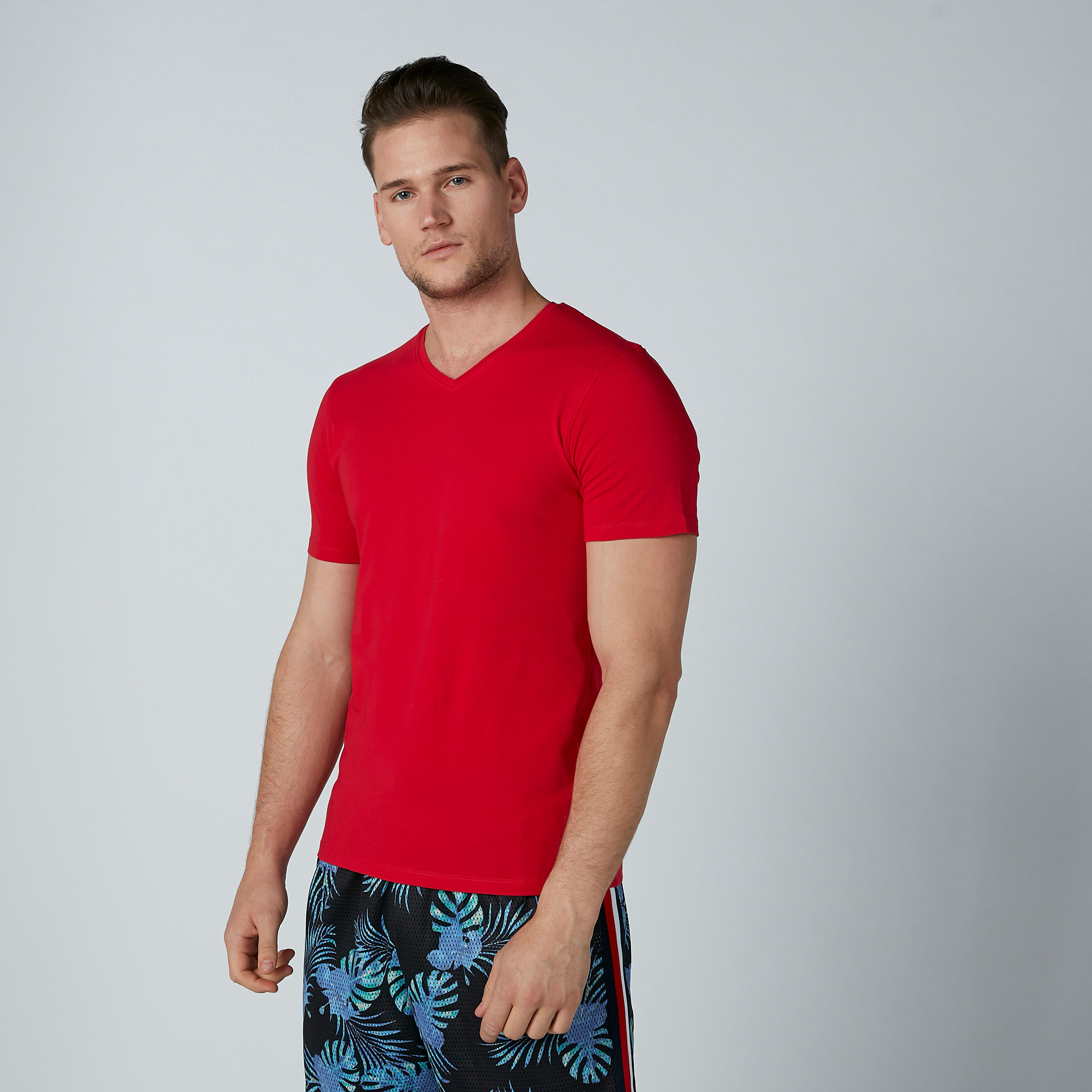 Solid T-shirt with V-neck and Short Sleeves-men-clothing-tshirtsandpolos-tshirts-image-1