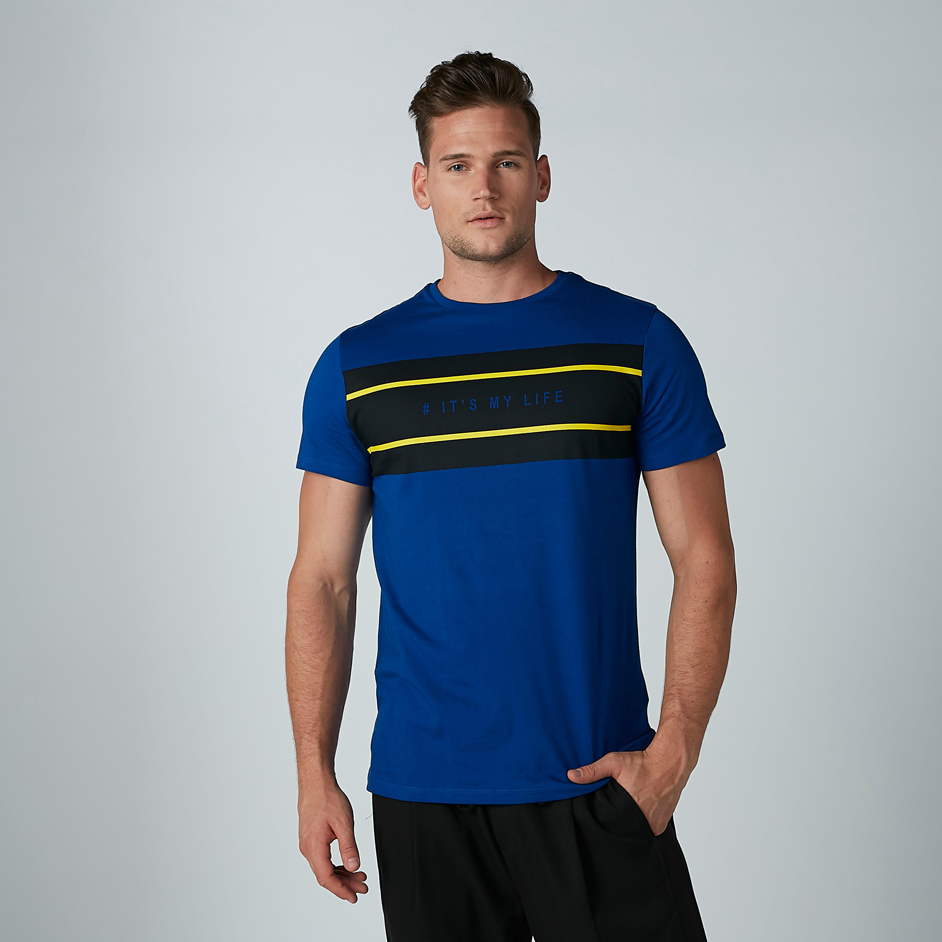 تيشيرت بياقة مستديرة وأكمام قصيرة وطبعات-men-clothing-tshirtsandpolos-tshirts-image-1