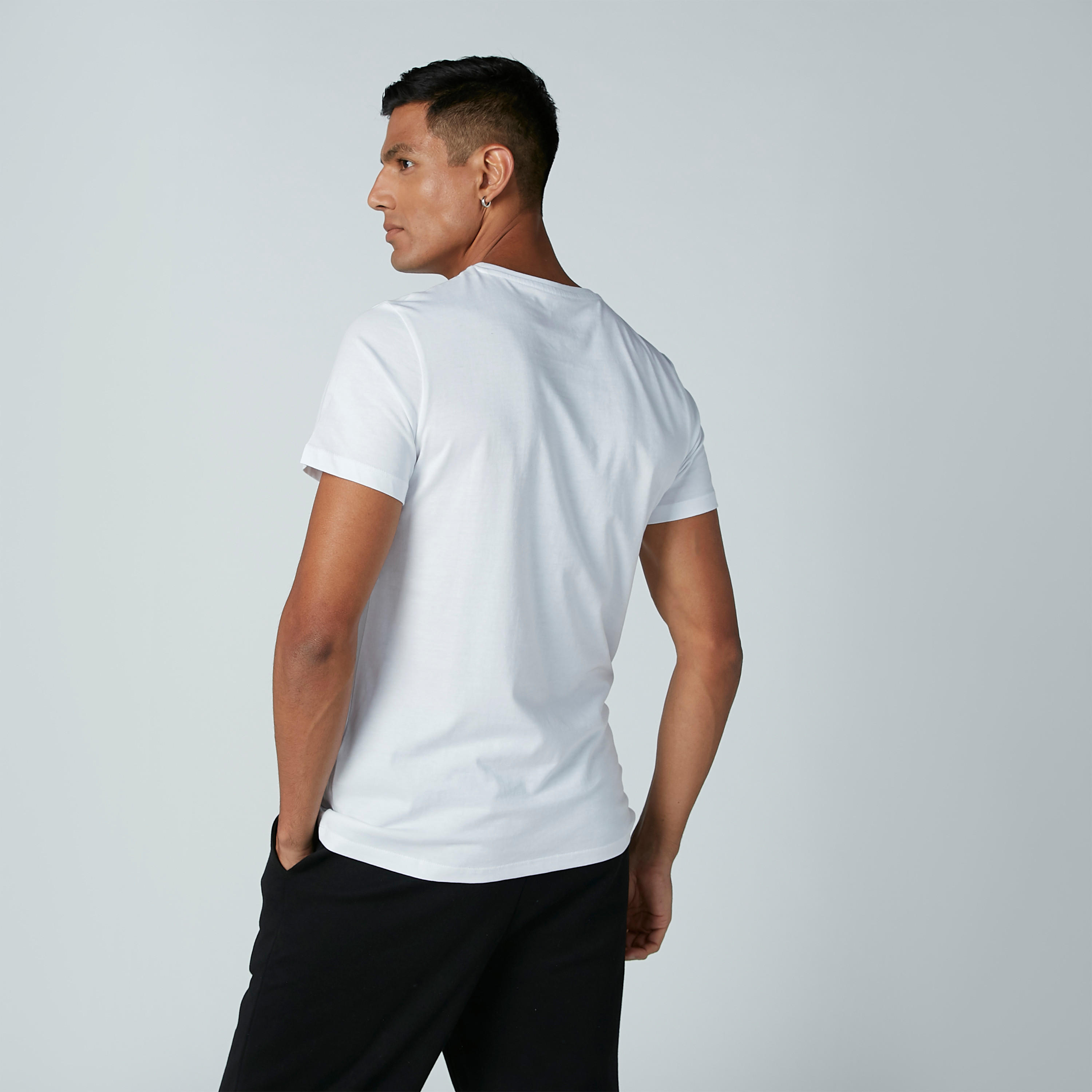 تيشيرت بياقة مستديرة وأكمام قصيرة وطبعات-men-clothing-tshirtsandpolos-tshirts-image-4