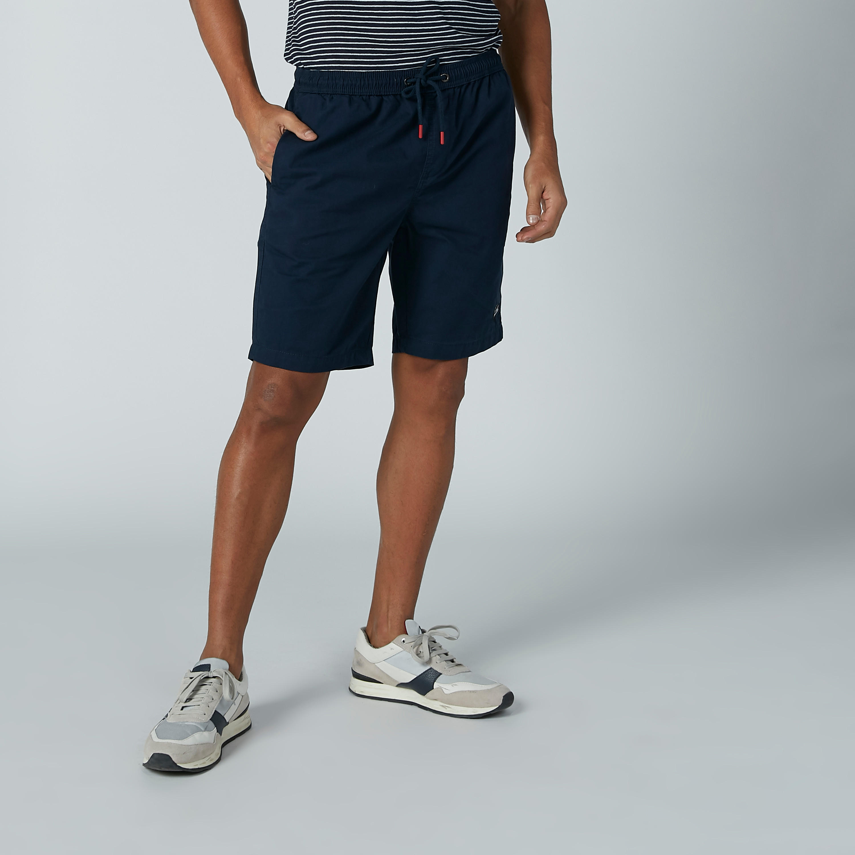 شورت سادة برباط إغلاق وجيوب-men-clothing-bottoms-shorts-image-2