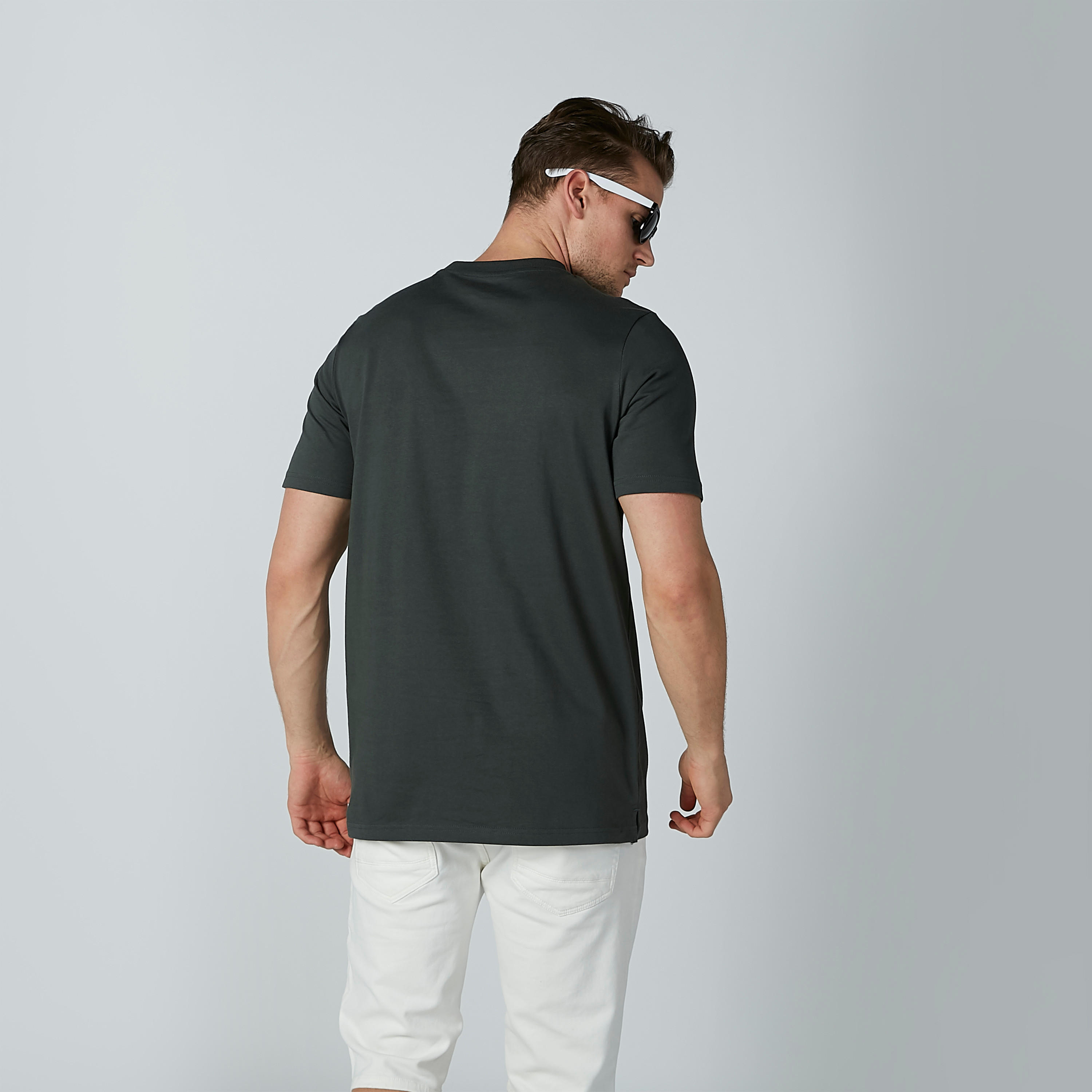 تيشيرت بياقة مستديرة وأكمام قصيرة وتفاصيل ترتر أفينجرز-men-clothing-tshirtsandpolos-tshirts-image-3