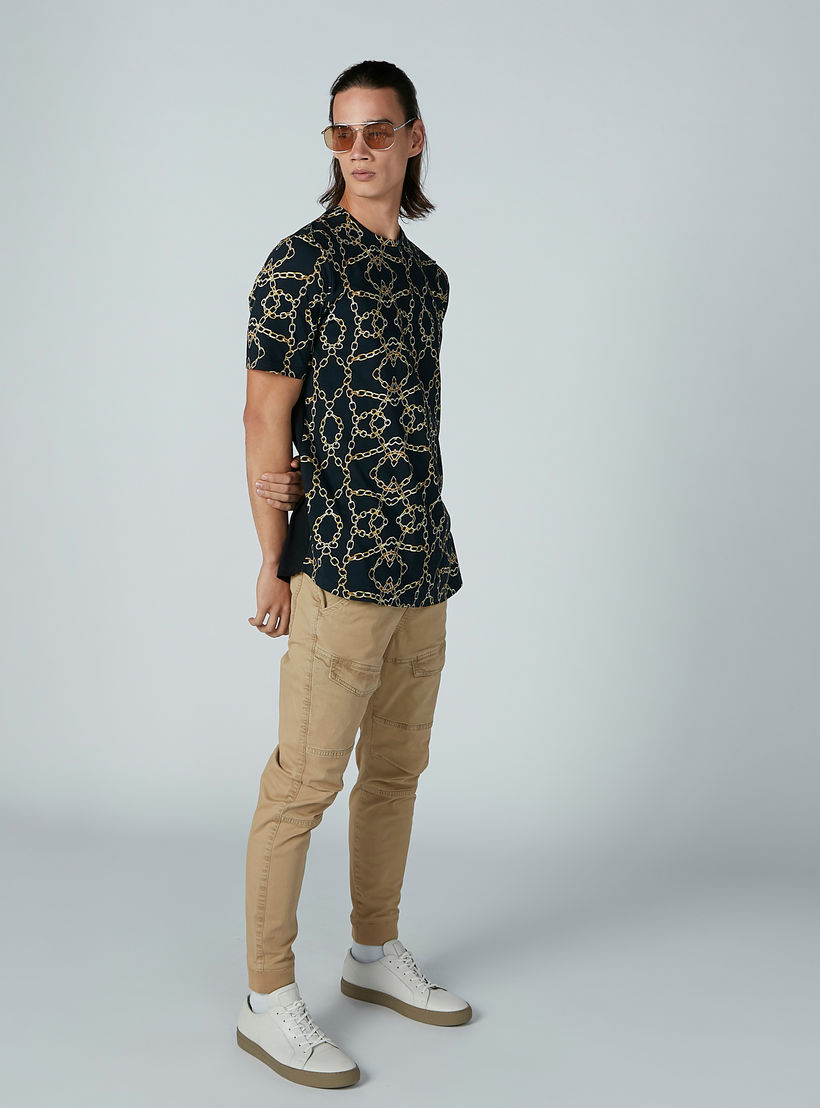 تيشيرت بطبعات وياقة مستديرة وأكمام قصيرة-men-clothing-tshirtsandpolos-tshirts-image-3