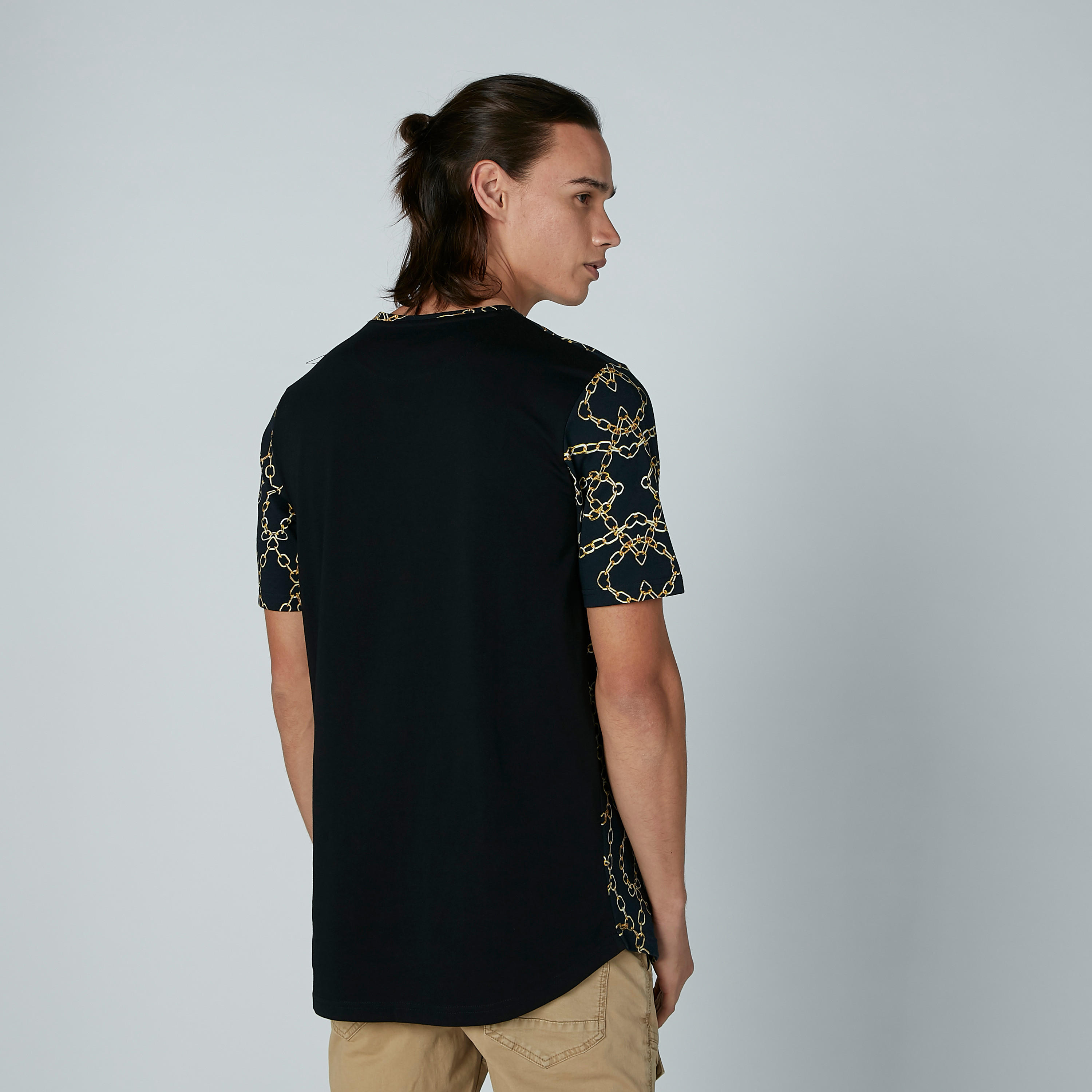 تيشيرت بطبعات وياقة مستديرة وأكمام قصيرة-men-clothing-tshirtsandpolos-tshirts-image-1